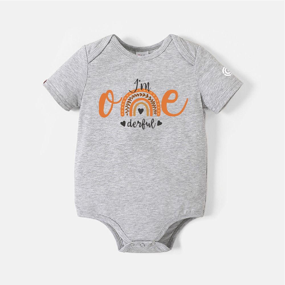 Go-Neat Water Repellent and Stain Resistant Family Matching Rainbow & Letter Print Short-sleeve Birthday Tee
Go-Neat Water Repellent and Stain Resistant Family Matching Rainbow & Letter Print Short-sleeve Birthday Tee