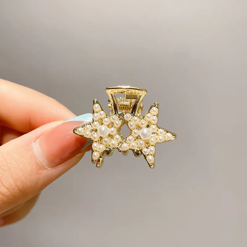 Toddler / Kid's Delicate Rhinestone Pearl Small Hair Clip 
Toddler / Kid's Delicate Rhinestone Pearl Small Hair Clip