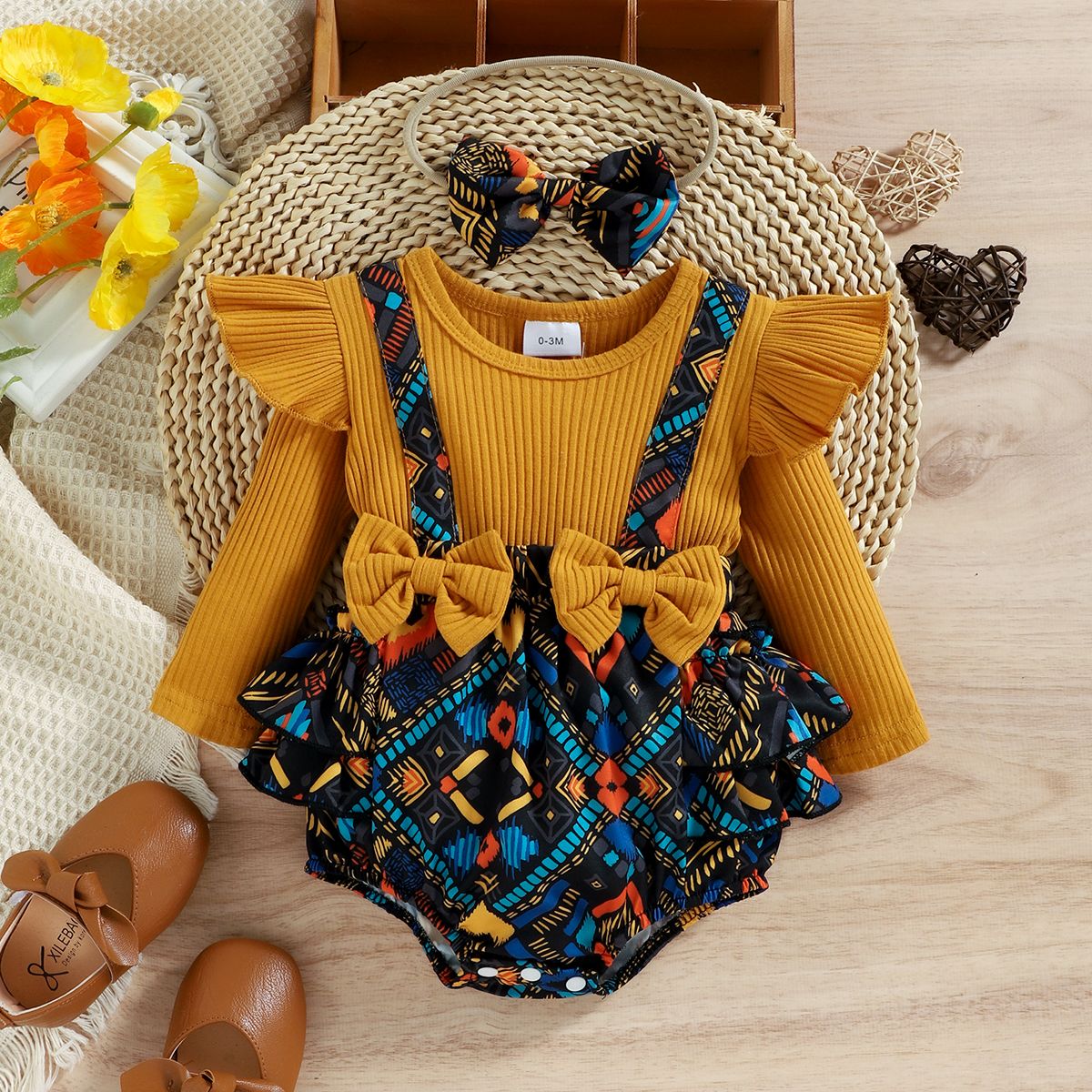 

2pcs Baby Girl 95% Cotton Long-sleeve Rib Knit Ruffle Bowknot Spliced Layered Boho Print Romper with Headband Set