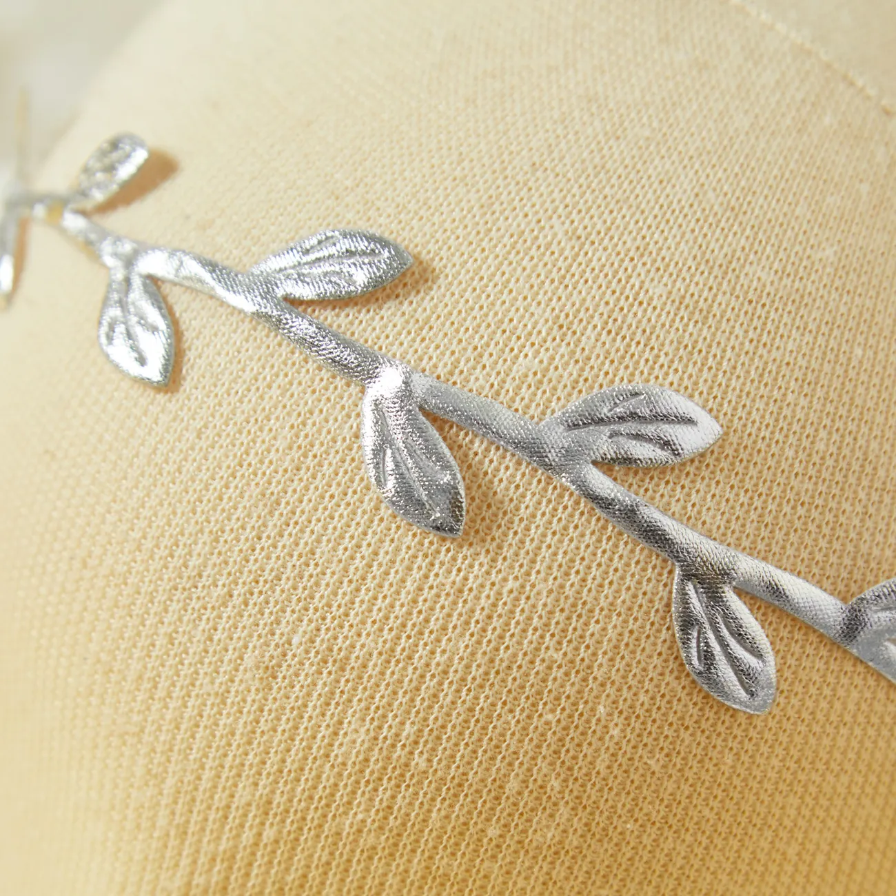 Leaf Solid Color Hairbands Headdress
Leaf Solid Color Hairbands Headdress