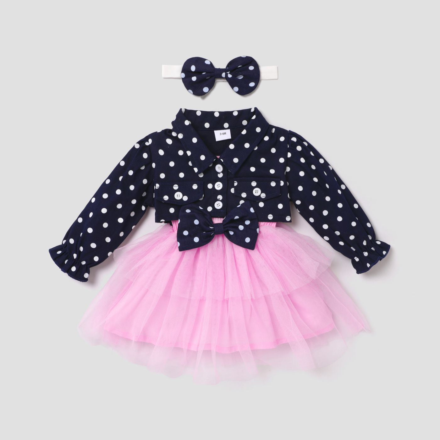 3pcs Baby Girl 100% Cotton Long-sleeve Polka Dots Crop Jacket and Rib Knit Spliced Mesh Cami Fairy Dress with Headband Set
3pcs Baby Girl 100% Cotton Long-sleeve Polka Dots Crop Jacket and Rib Knit Spliced Mesh Cami Fairy Dress with Headband Set