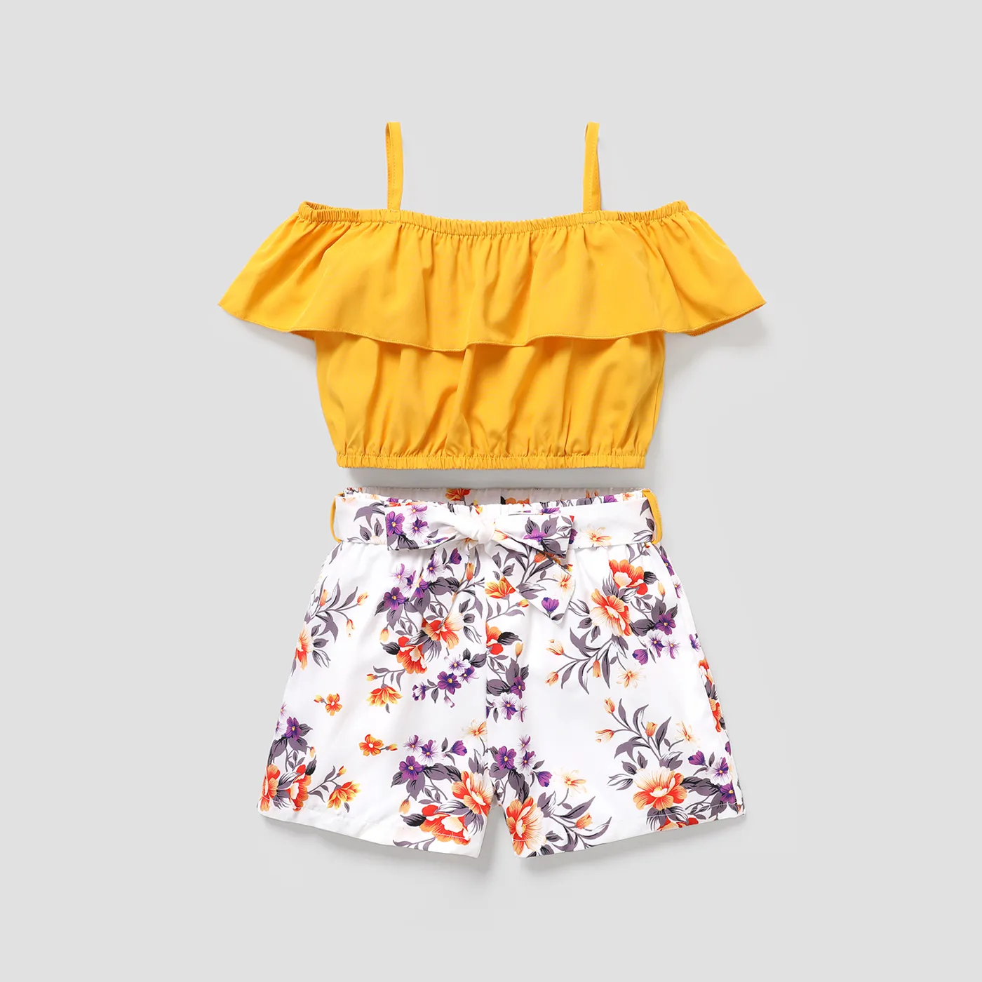 

2pcs Kid Girl Flounce Camisole and Floral Print Belted Shorts Set