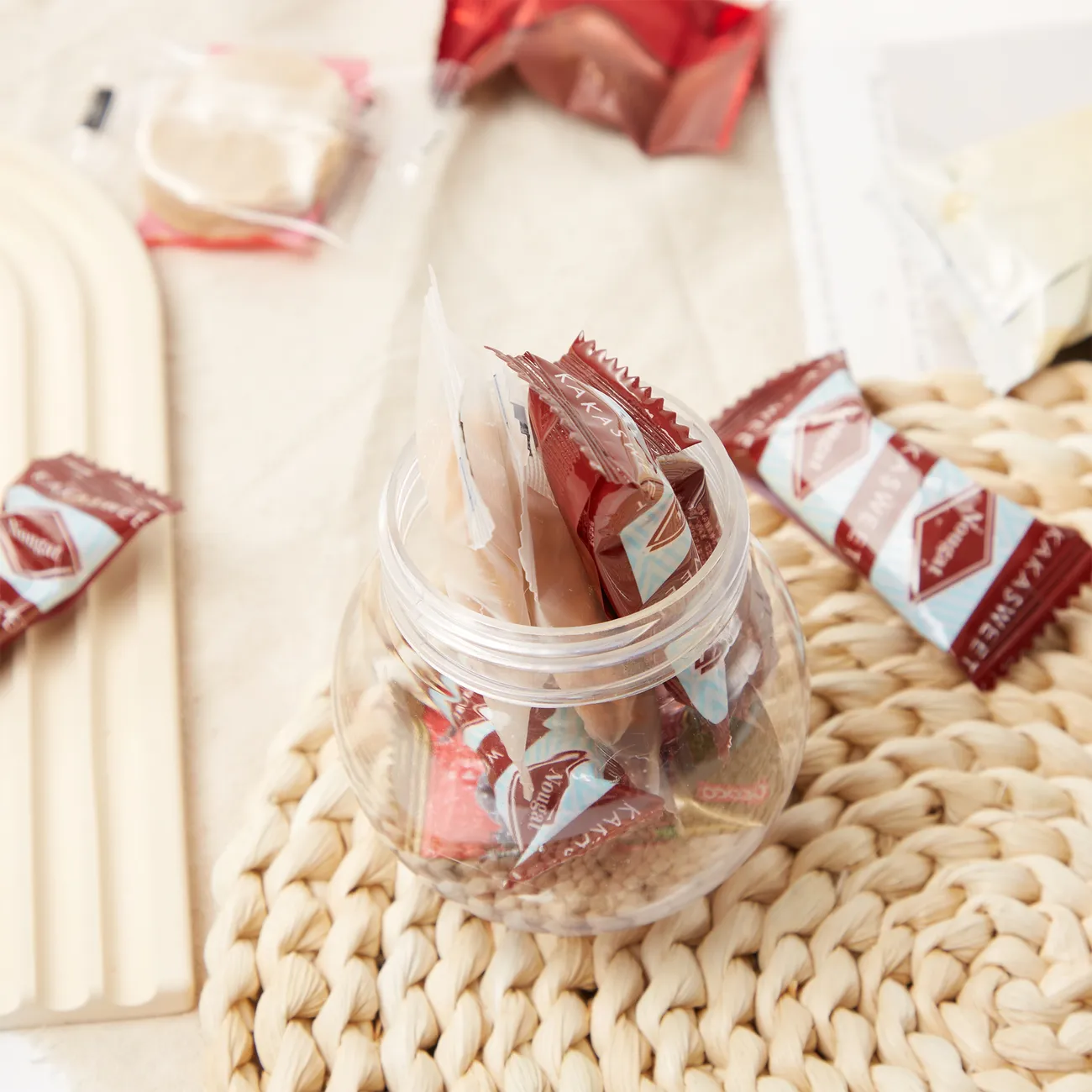 Creative Santa Claus and Reindeer Candy Jar
Creative Santa Claus and Reindeer Candy Jar