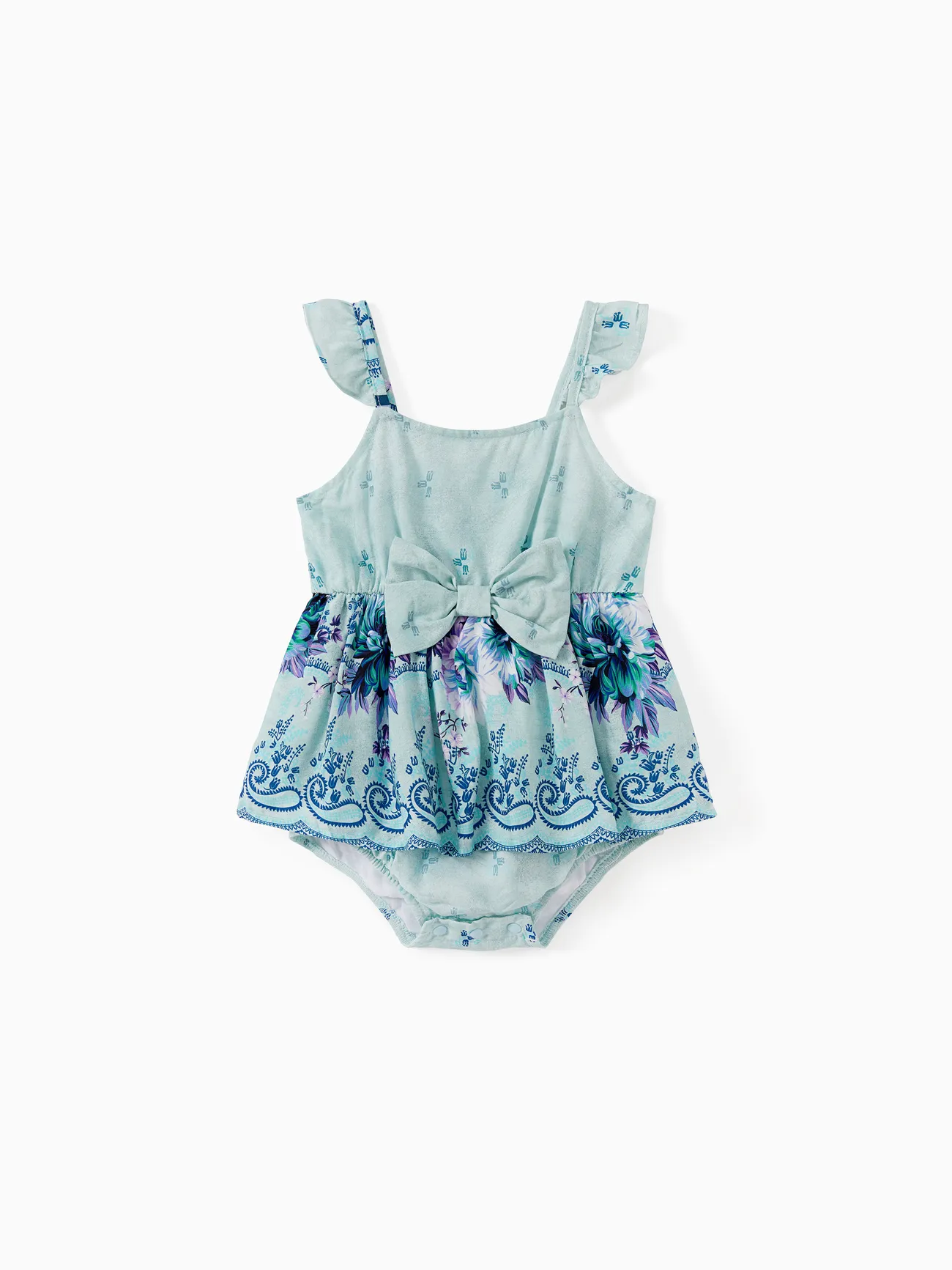 Family Matching Light Blue Tee and Flowy Floral Shirred Back Belted Strap Dress
Family Matching Light Blue Tee and Flowy Floral Shirred Back Belted Strap Dress