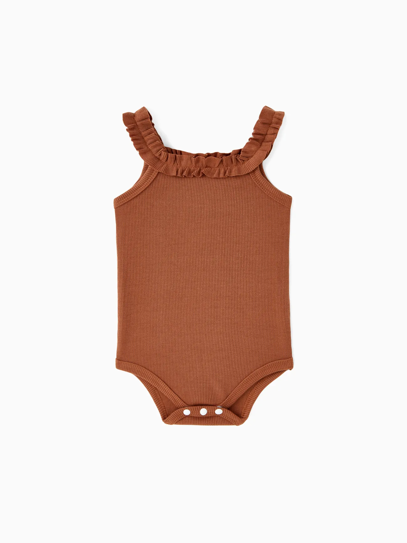 A Cute Sleeveless Romper with Agaric Edge for Baby Girl, in Polyester-Cotton-Spandex Fabric
A Cute Sleeveless Romper with Agaric Edge for Baby Girl, in Polyester-Cotton-Spandex Fabric
