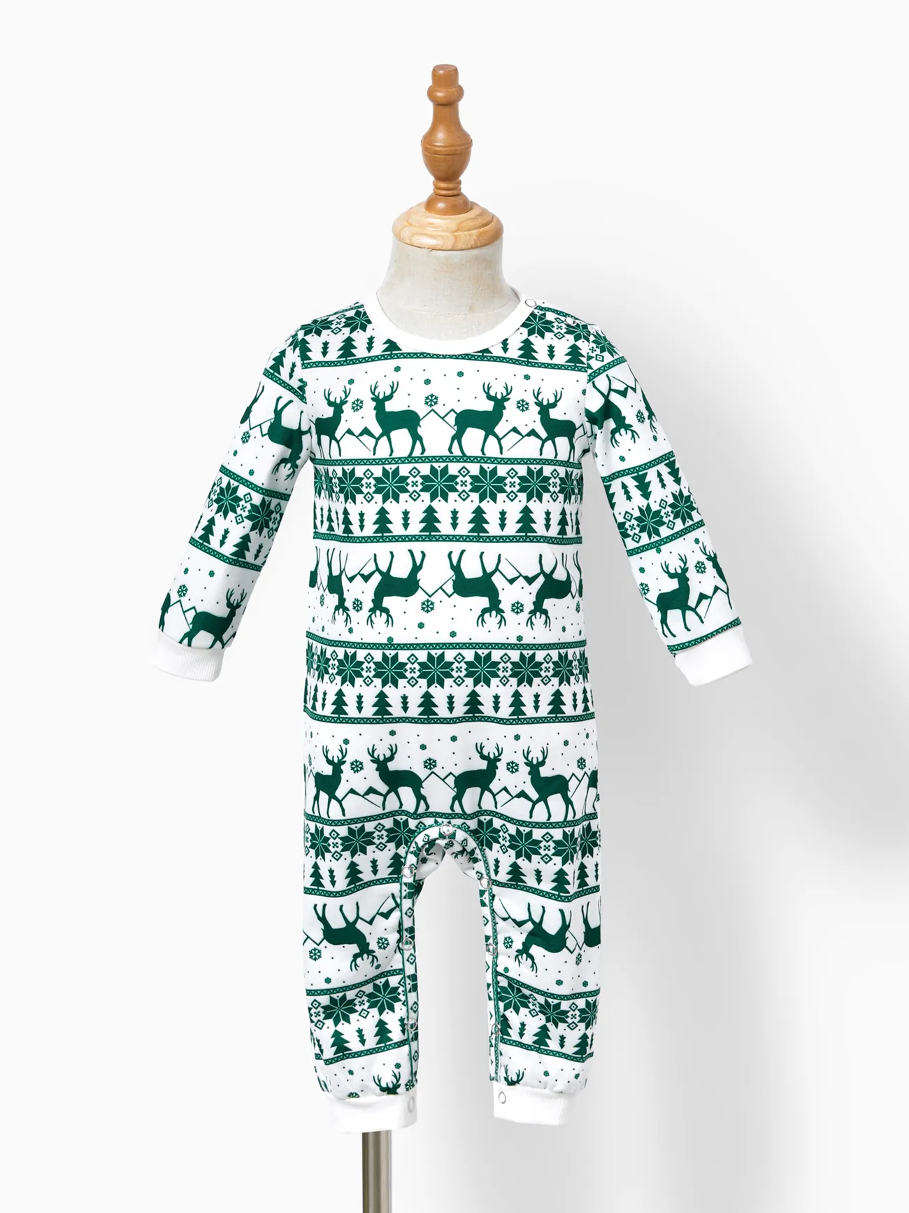 Christmas Family Matching Green Festival Theme Print Tops and Mesh Splicing Dresses Sets
Christmas Family Matching Green Festival Theme Print Tops and Mesh Splicing Dresses Sets