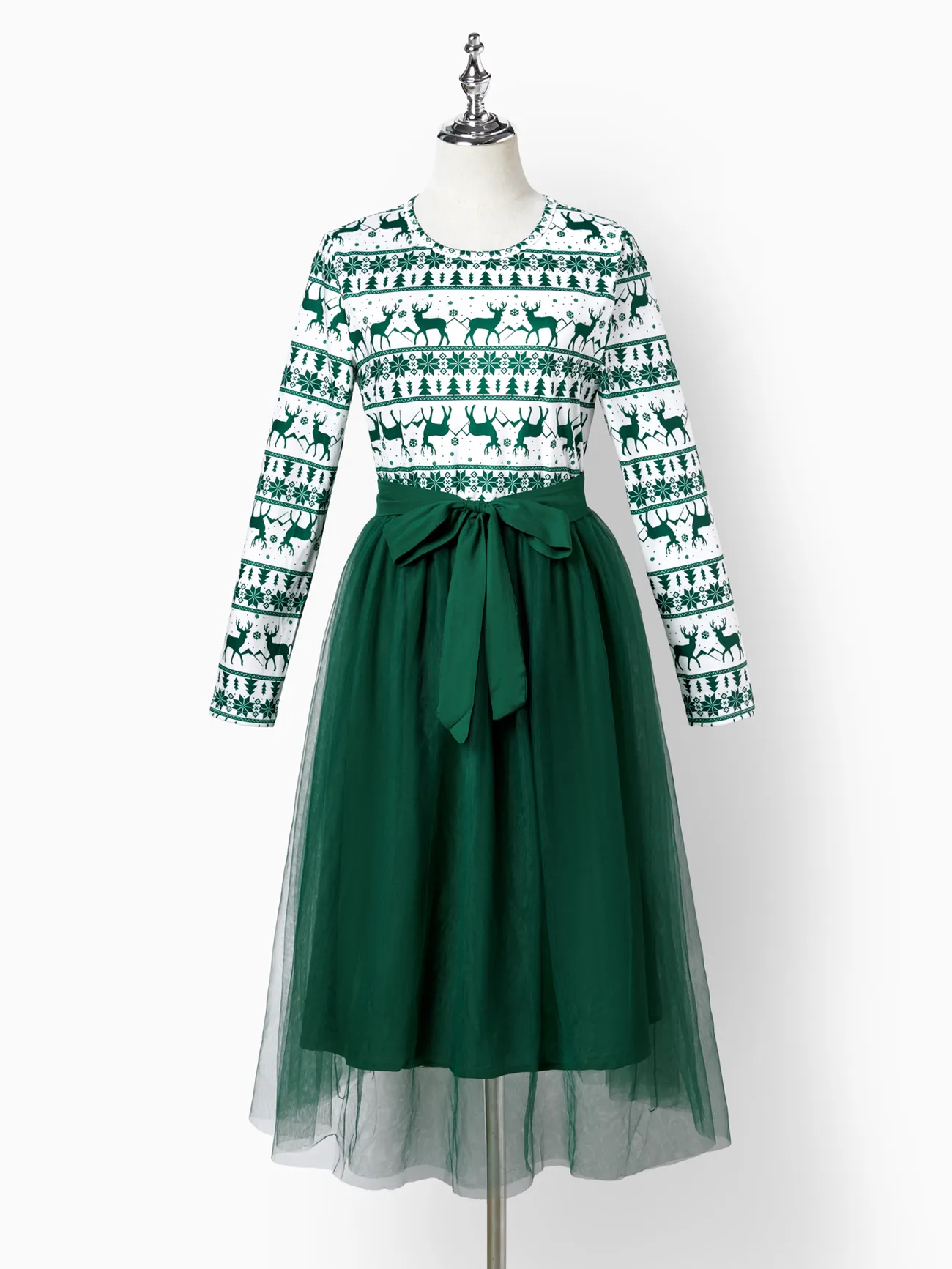 Christmas Family Matching Green Festival Theme Print Tops and Mesh Splicing Dresses Sets
Christmas Family Matching Green Festival Theme Print Tops and Mesh Splicing Dresses Sets