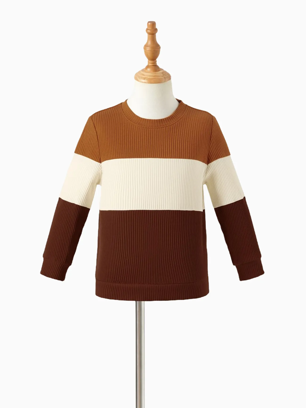 Family Matching Belted Long Sleeve Mesh Dresses and Color-Block Long Sleeve Sweater Sets
Family Matching Belted Long Sleeve Mesh Dresses and Color-Block Long Sleeve Sweater Sets
