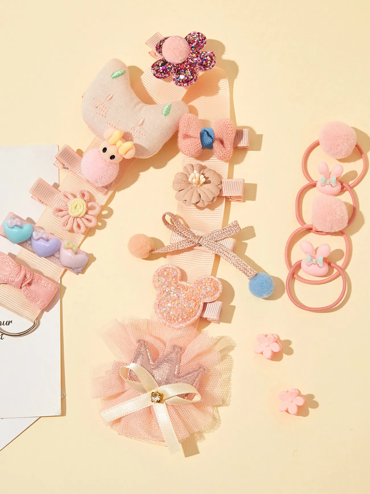 18pcs/set Multi-style Hair Accessory Sets for Girls (The opening direction of the clip is random) 
18pcs/set Multi-style Hair Accessory Sets for Girls (The opening direction of the clip is random)