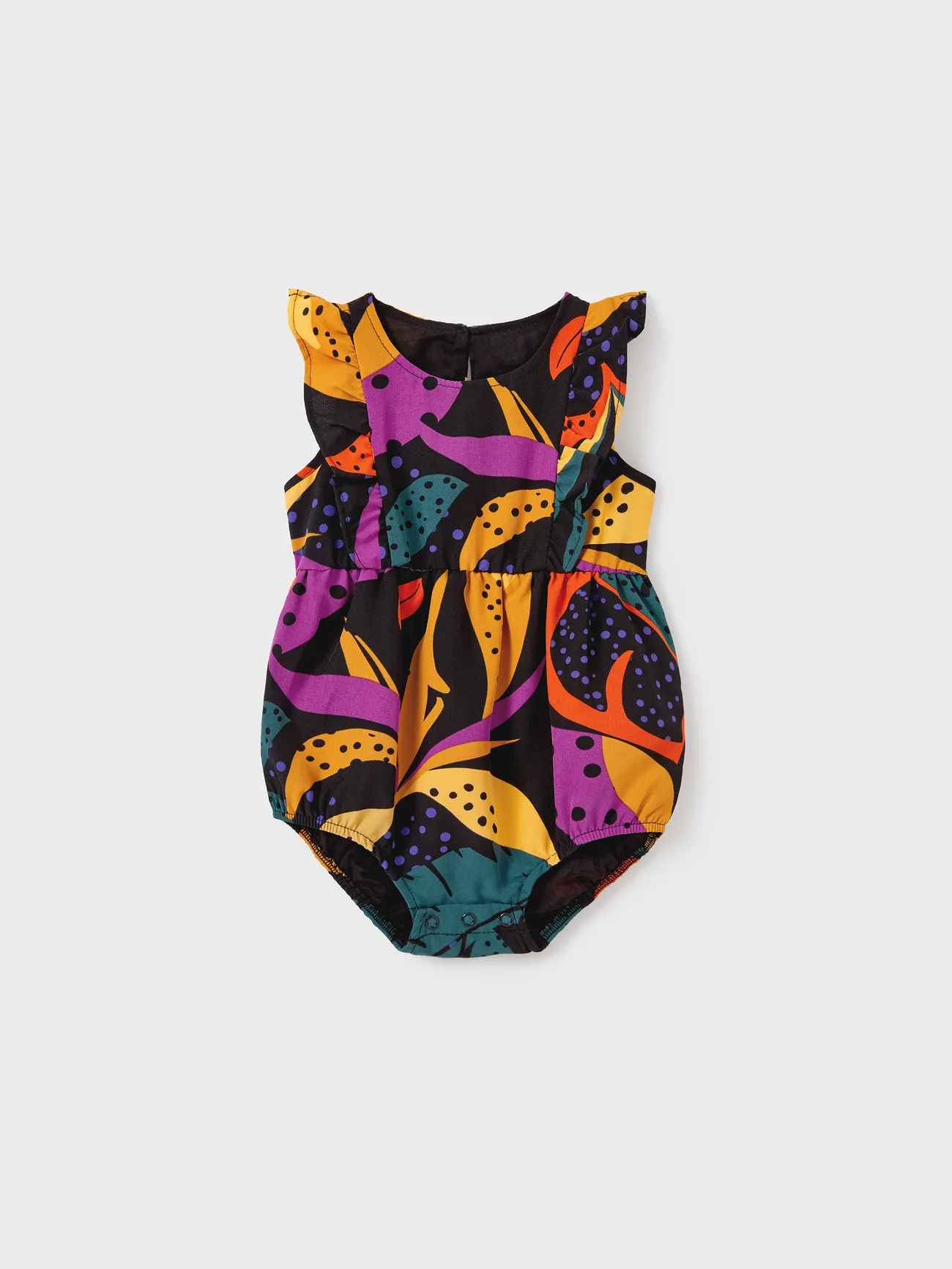 Family Matching Tropical Plant Short-sleeve Top or Strappy Belted Dress Set
Family Matching Tropical Plant Short-sleeve Top or Strappy Belted Dress Set