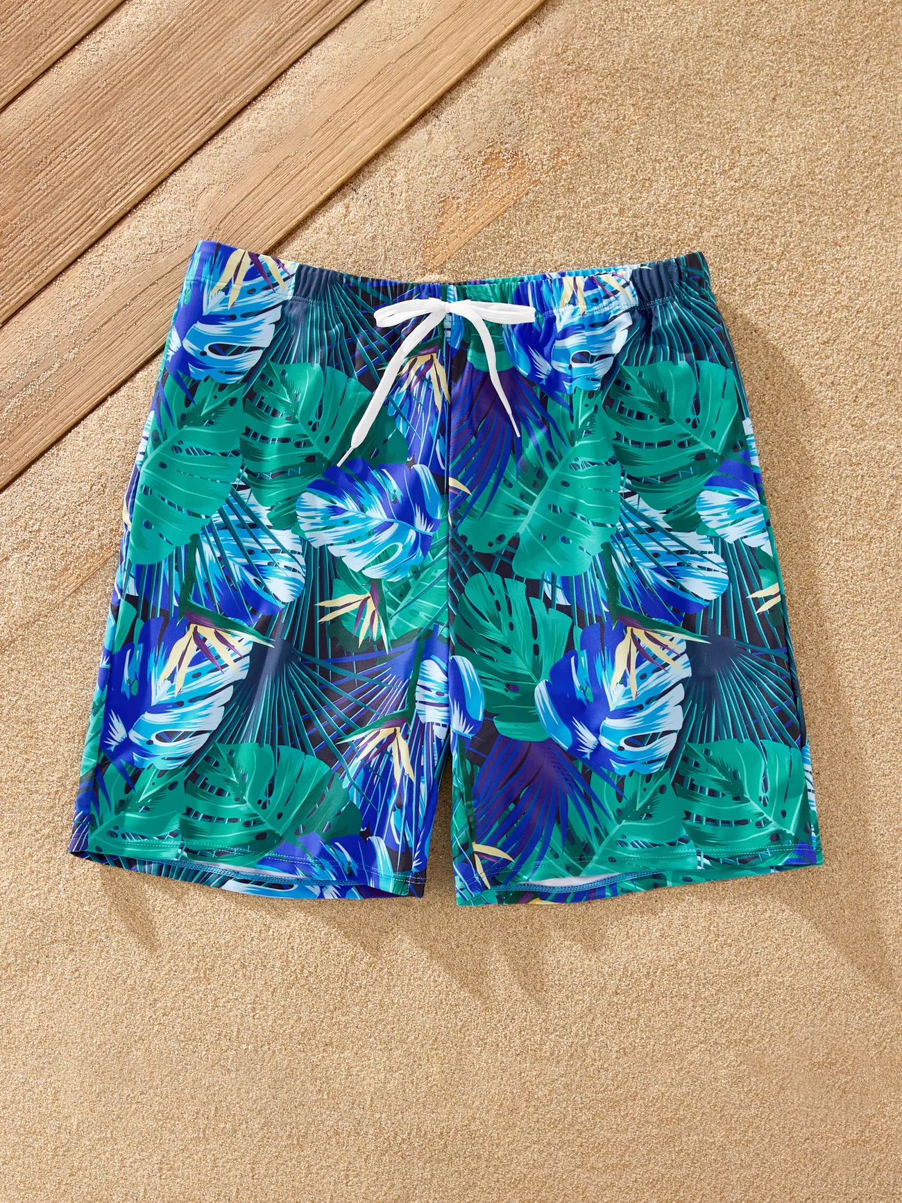Family Matching Drawstring Swim Trunks or Crisscross Ruched One-Piece Strap Swimsuit
Family Matching Drawstring Swim Trunks or Crisscross Ruched One-Piece Strap Swimsuit
