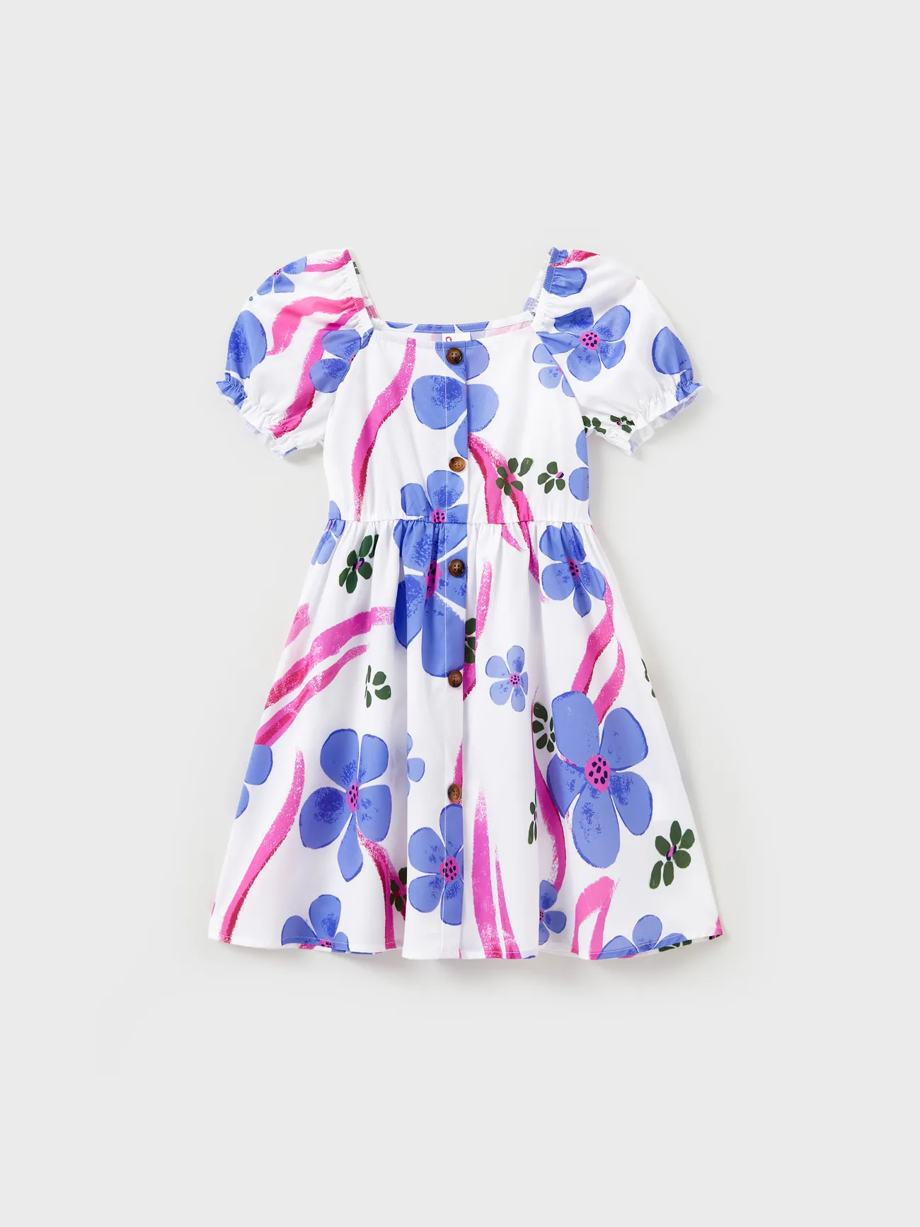 Family Matching Outfits Floral Print Smocked Back V-neck Summer Vacation Dress for Mommy and Me
Family Matching Outfits Floral Print Smocked Back V-neck Summer Vacation Dress for Mommy and Me