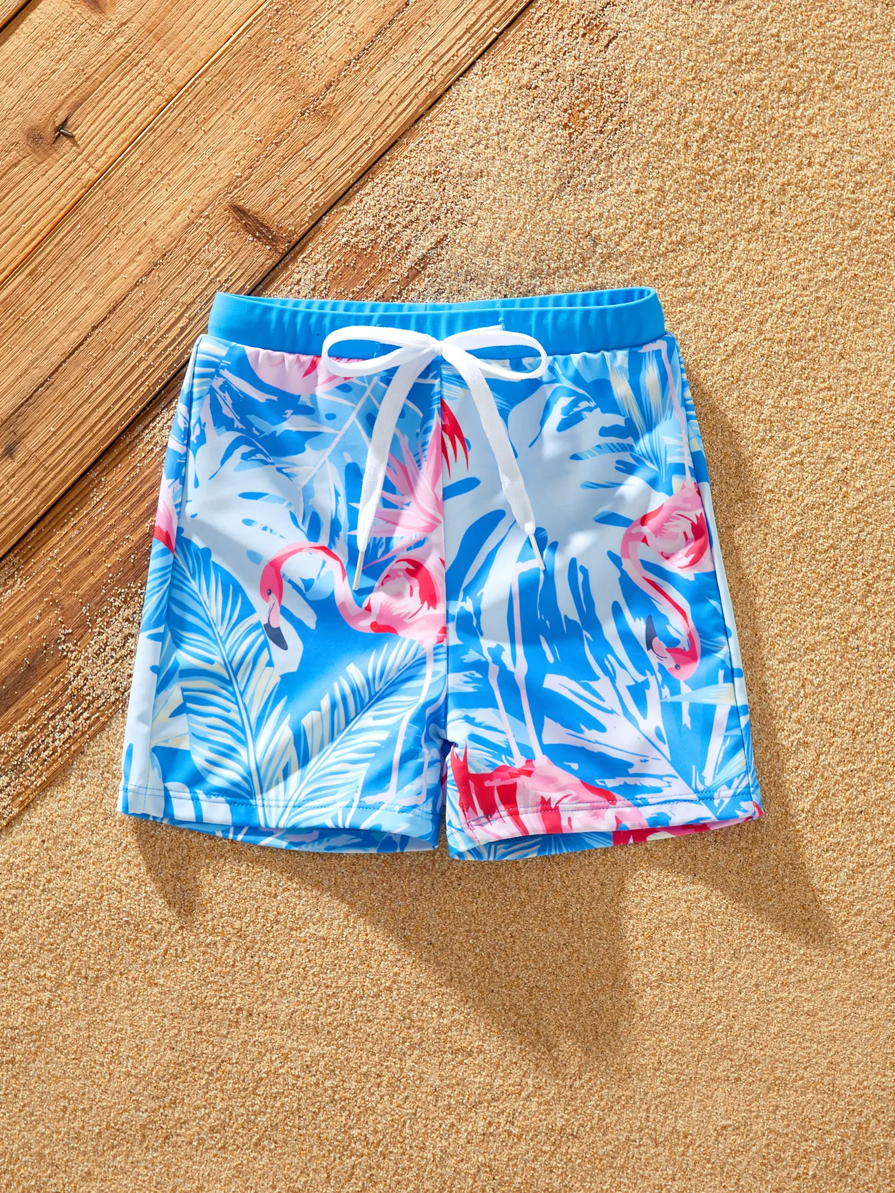 Matching Family Blue Swimsuit Flamingo Print Swim Trunks or Elasticized Mesh Splicing One piece Swimwear
Matching Family Blue Swimsuit Flamingo Print Swim Trunks or Elasticized Mesh Splicing One piece Swimwear
