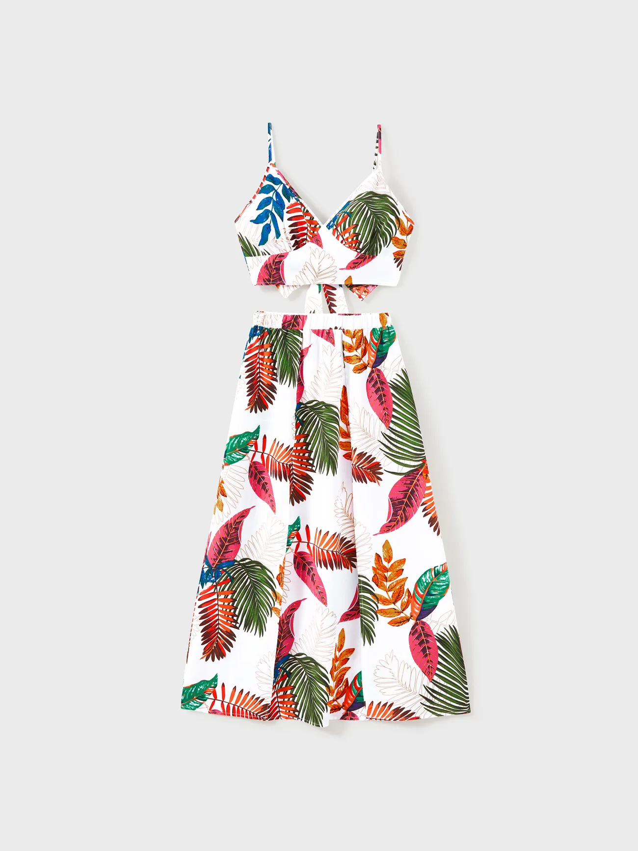Family Matching Couple Outfits Tropical Leaf Print Tie‑Front Camisole Top & Skirt or Short‑Sleeve Hawaiian Shirt Beachwear Set
Family Matching Couple Outfits Tropical Leaf Print Tie‑Front Camisole Top & Skirt or Short‑Sleeve Hawaiian Shirt Beachwear Set