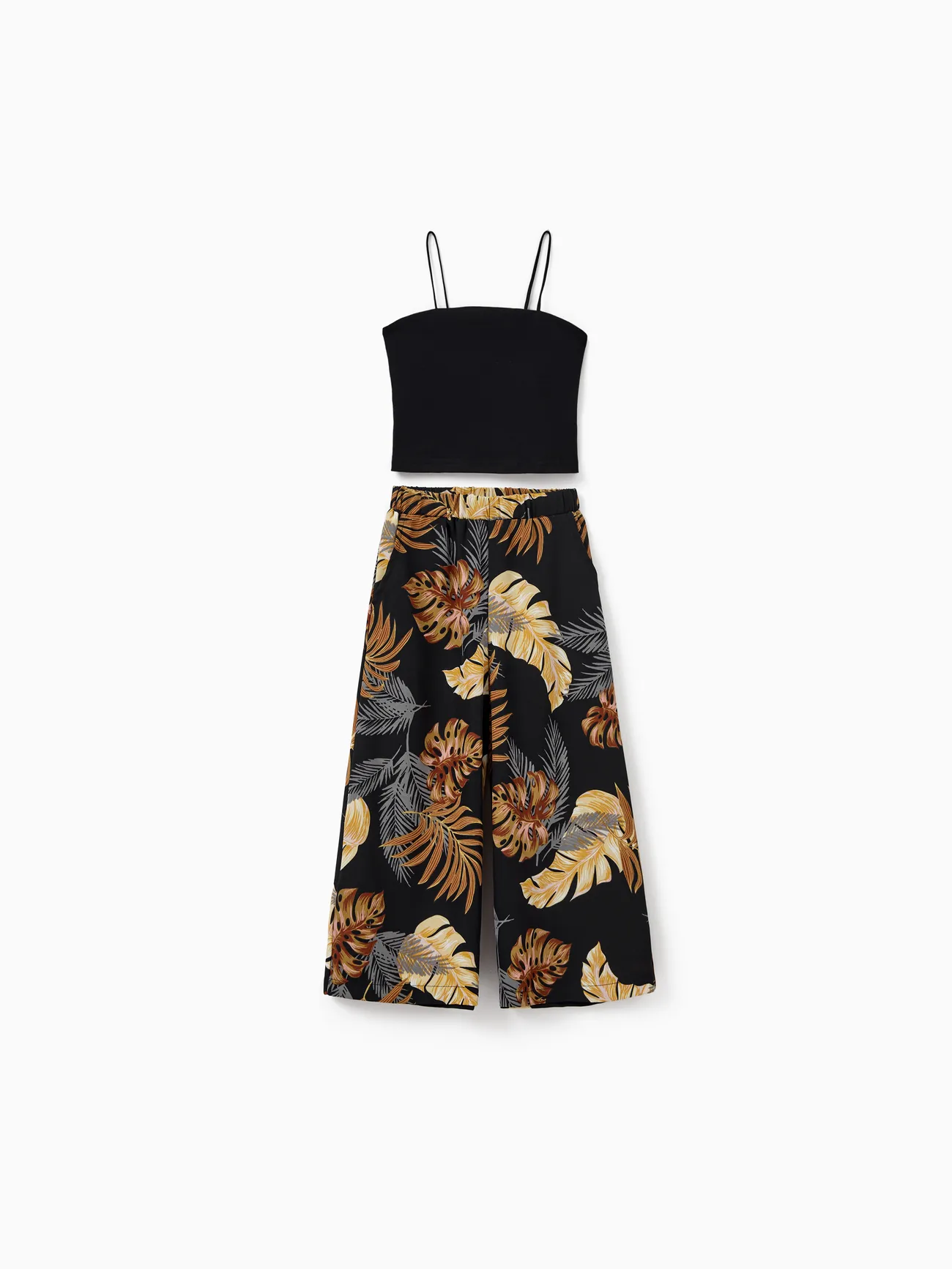 Family Matching Floral Print Beach Wear Short-sleeve Shirt or Camisole top and Wide-Leg Pants Set for Summer Vacation Family Looks
Family Matching Floral Print Beach Wear Short-sleeve Shirt or Camisole top and Wide-Leg Pants Set for Summer Vacation Family Looks