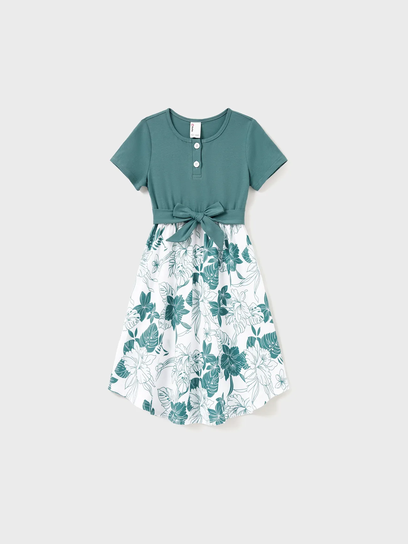Floral Matching Family Outfits Green Botanical Print Dresses for Mom and Daughter, Dad and Son T-Shirts, Baby Girl Romper Summer Photo Shoot Outfit
Floral Matching Family Outfits Green Botanical Print Dresses for Mom and Daughter, Dad and Son T-Shirts, Baby Girl Romper Summer Photo Shoot Outfit
