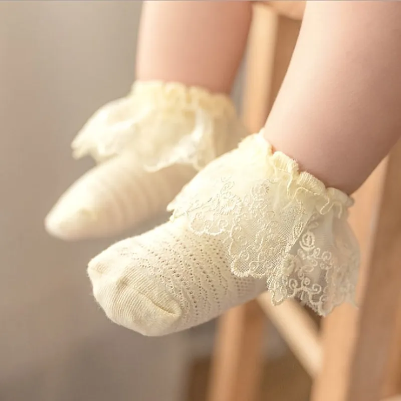 Baby/toddler Girl Sweet Style Solid Color Lace Edge Mesh Socks
Baby/toddler Girl Sweet Style Solid Color Lace Edge Mesh Socks