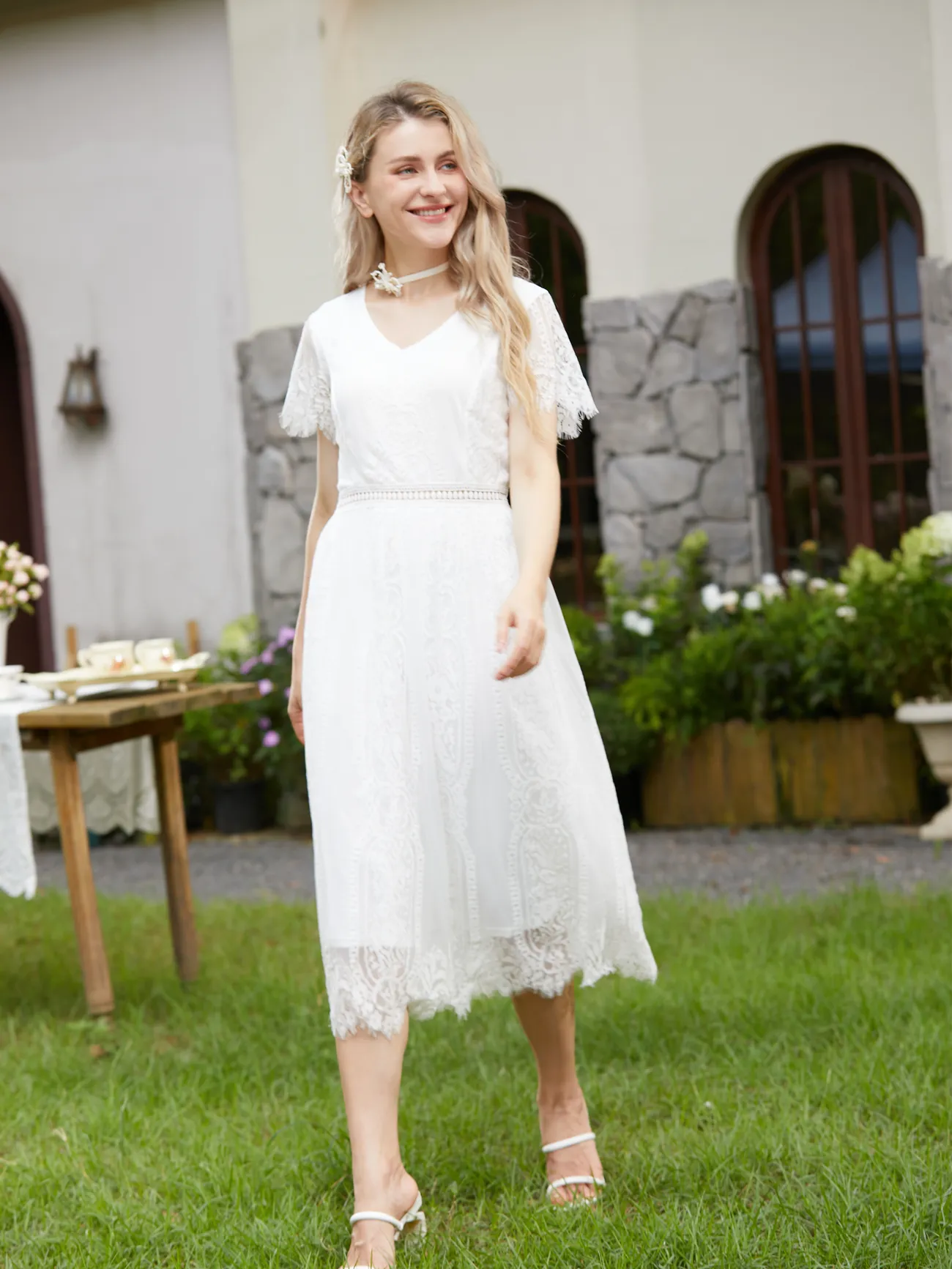 Mommy and Me White Elegant Lace Design Short Sleeves Dress
Mommy and Me White Elegant Lace Design Short Sleeves Dress