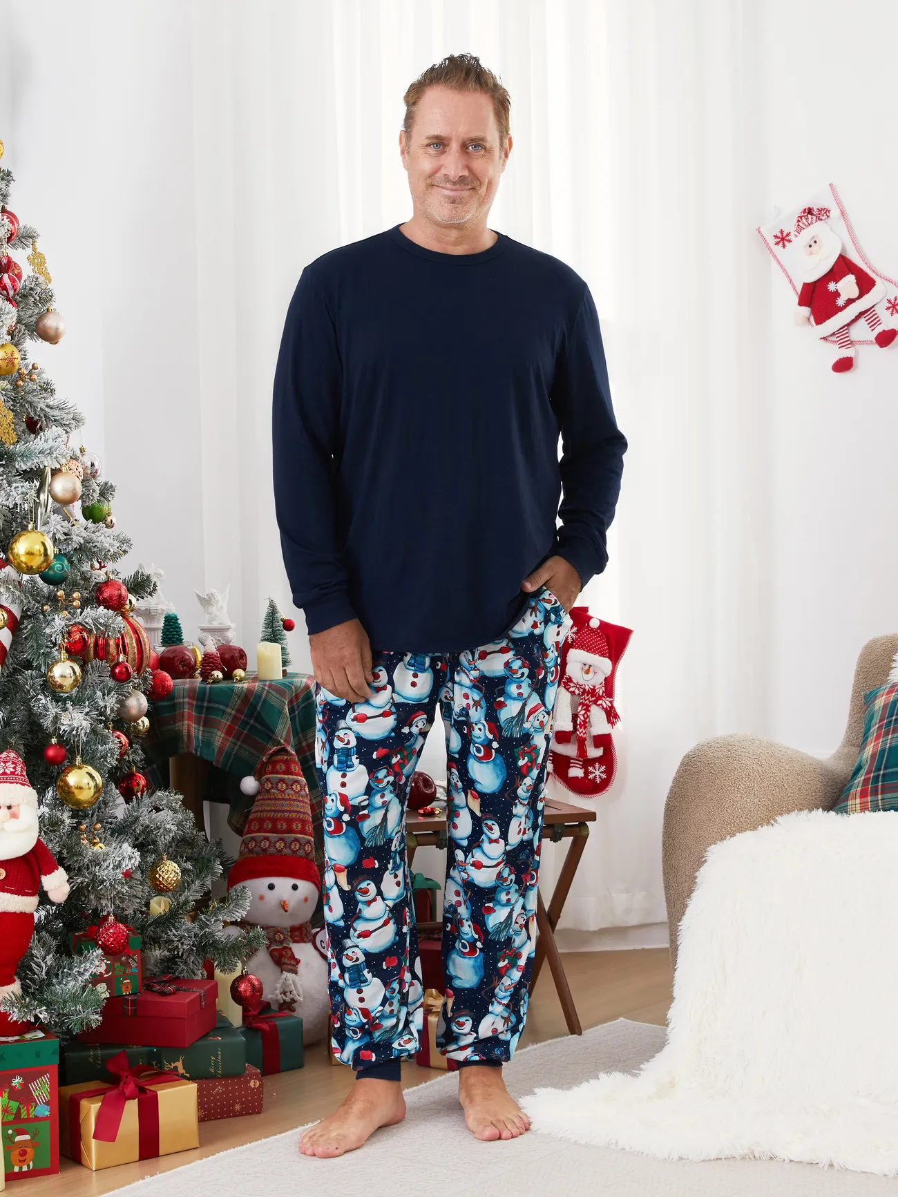 Christmas Pajamas Family Matching Henley Neck Long Sleeves Snowman Pattern Pajamas Sets
Christmas Pajamas Family Matching Henley Neck Long Sleeves Snowman Pattern Pajamas Sets