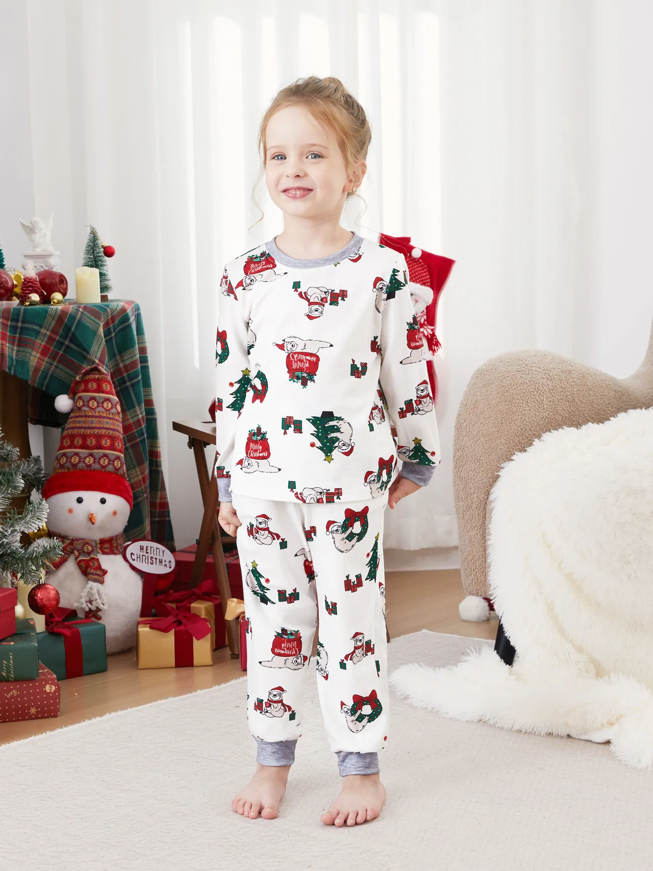Christmas Pajamas Family Matching Cutie Sloths Pattern Long Sleeves Pajamas Sets 
Christmas Pajamas Family Matching Cutie Sloths Pattern Long Sleeves Pajamas Sets