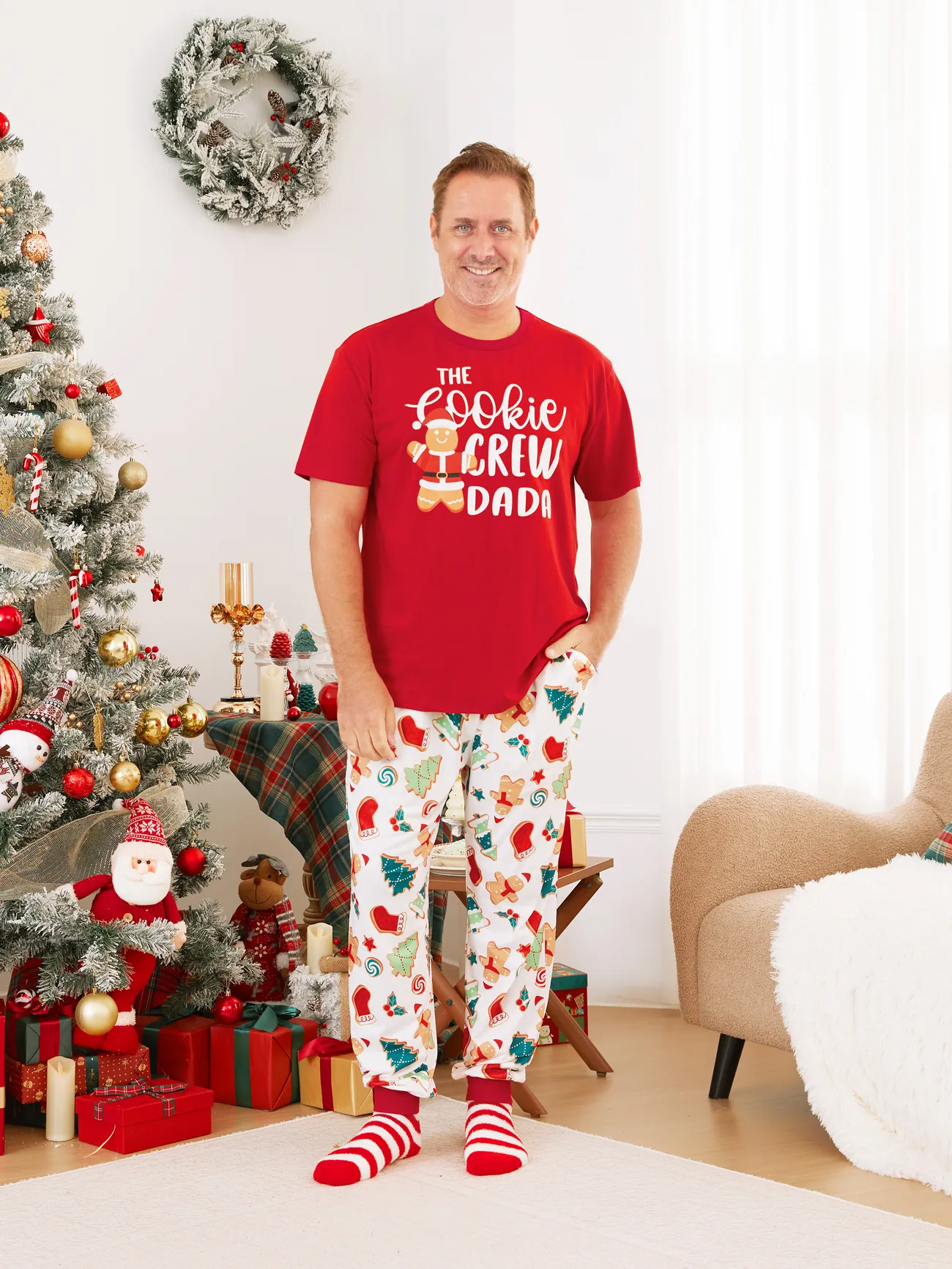 Christmas Family The Cookies Crew Gingerbread Man Pajamas Sets with Drawstring and Pockets
Christmas Family The Cookies Crew Gingerbread Man Pajamas Sets with Drawstring and Pockets