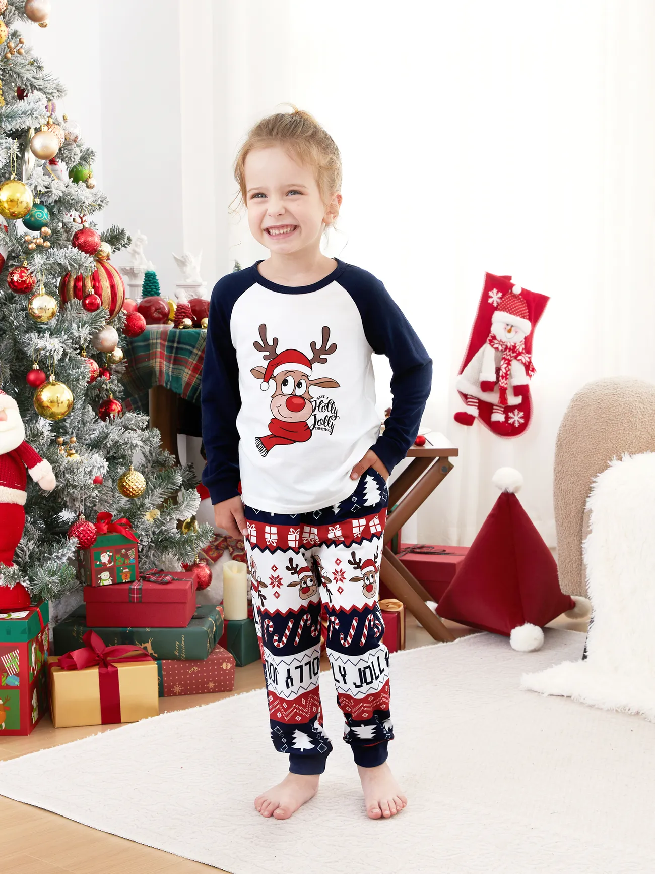 Christmas Family Matching Raglan Sleeves Red Nose Reindeer Pajamas Sets with Drawstring and Pockets (Flame Resistant)
Christmas Family Matching Raglan Sleeves Red Nose Reindeer Pajamas Sets with Drawstring and Pockets (Flame Resistant)