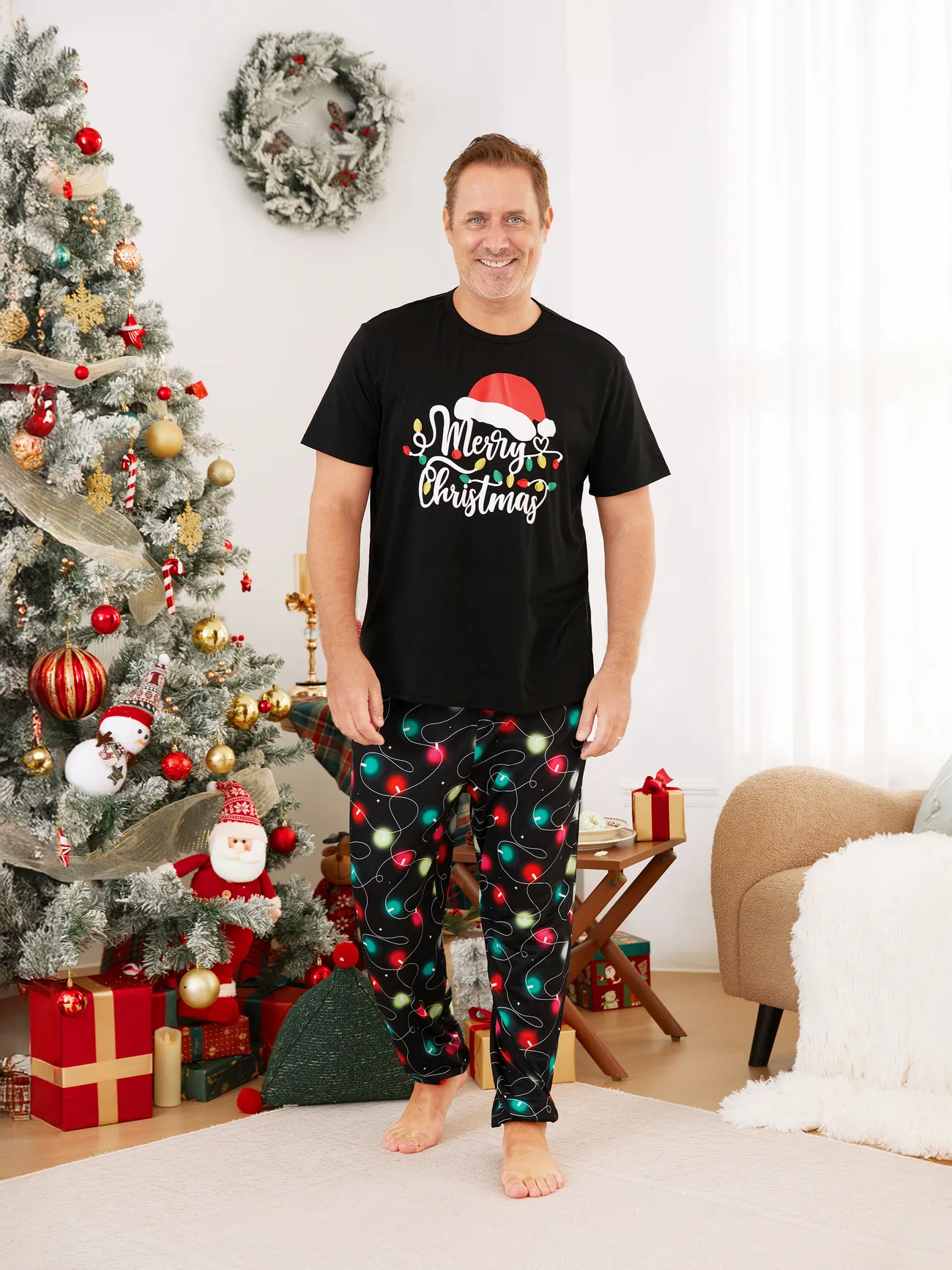 Christmas Family Matching Letters&Festive light bulb Print Short-sleeve Pajamas Sets
Christmas Family Matching Letters&Festive light bulb Print Short-sleeve Pajamas Sets