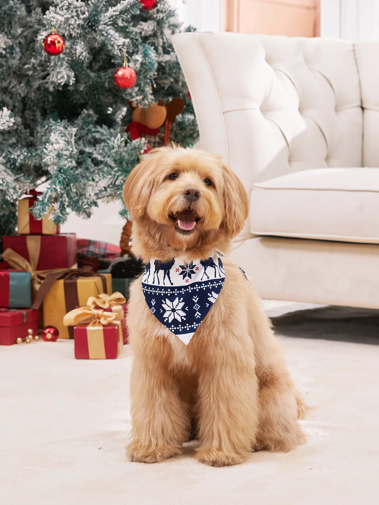 Christmas Reindeer Print Glow in the Dark Family Matching Pajamas Sets
Christmas Reindeer Print Glow in the Dark Family Matching Pajamas Sets