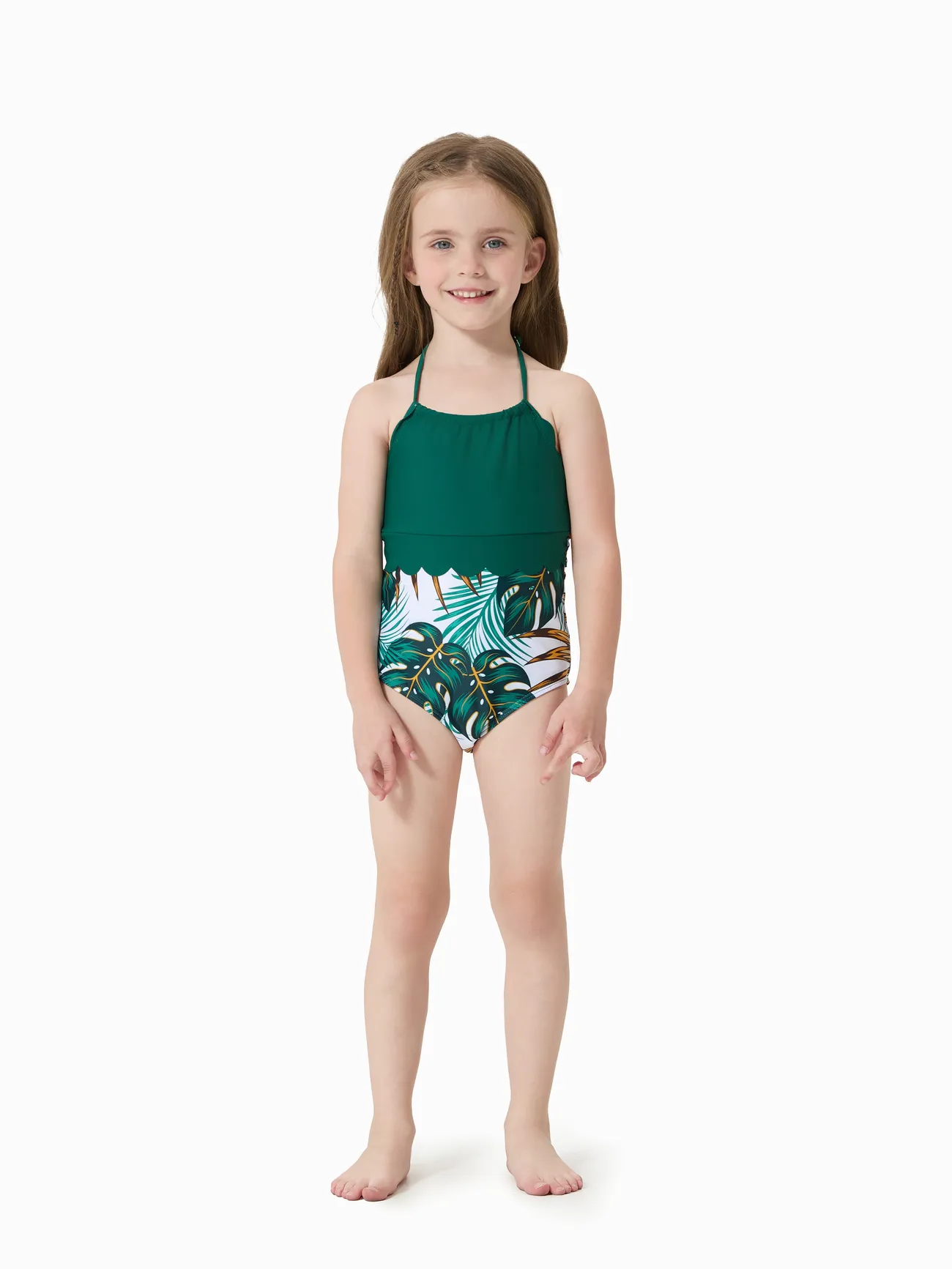 Family Matching Allover Plants Print Swim Trunks Shorts and V Neck Spaghetti Strap Splicing One-Piece Swimsuit
Family Matching Allover Plants Print Swim Trunks Shorts and V Neck Spaghetti Strap Splicing One-Piece Swimsuit