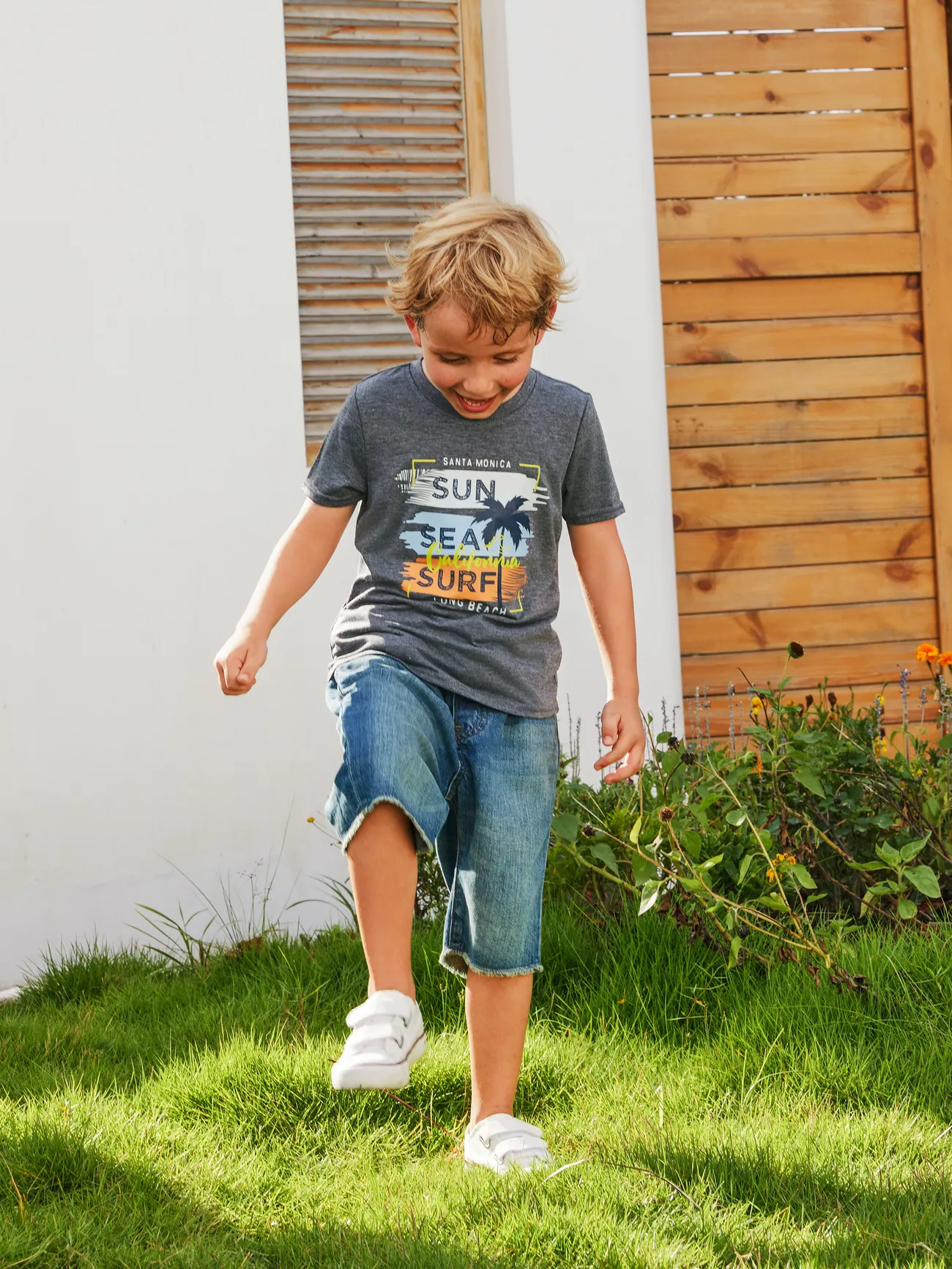 Family Matching Sets Text Print Coconut Tree Graphic Tee or Y-Back Sleeveless Dress with Pockets
Family Matching Sets Text Print Coconut Tree Graphic Tee or Y-Back Sleeveless Dress with Pockets