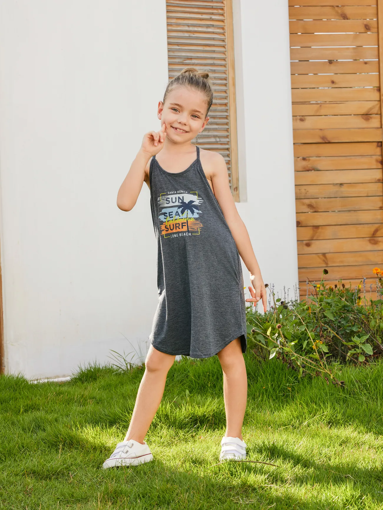 Family Matching Sets Text Print Coconut Tree Graphic Tee or Y-Back Sleeveless Dress with Pockets
Family Matching Sets Text Print Coconut Tree Graphic Tee or Y-Back Sleeveless Dress with Pockets