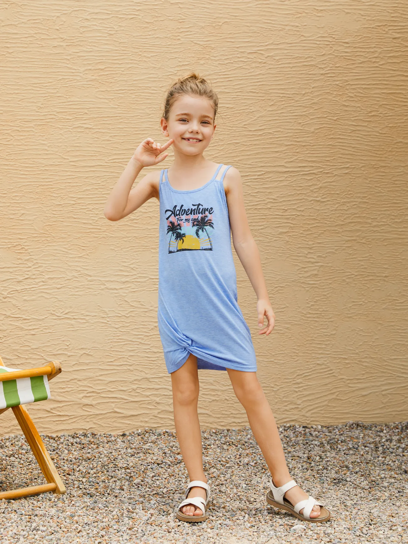 Family Matching Sets Coconut Tree and Sun Pattern Adventure Print Graphic Tee or Twist Knot Side Strap Dress
Family Matching Sets Coconut Tree and Sun Pattern Adventure Print Graphic Tee or Twist Knot Side Strap Dress