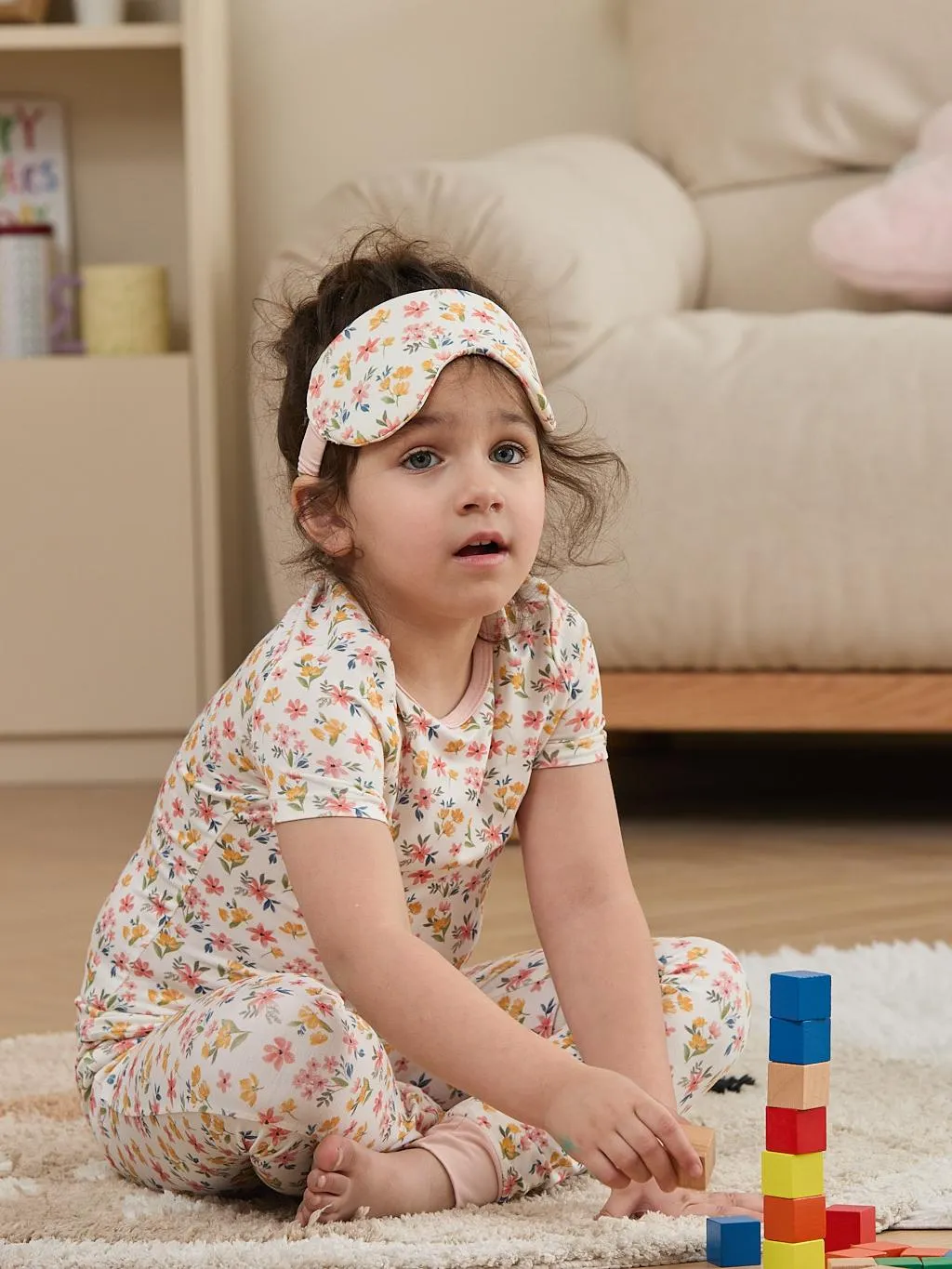 Bamboo Viscose Toddler Girl 3pcs Printed Snug-Fitting Pajamas with Eye Mask Set 
Bamboo Viscose Toddler Girl 3pcs Printed Snug-Fitting Pajamas with Eye Mask Set