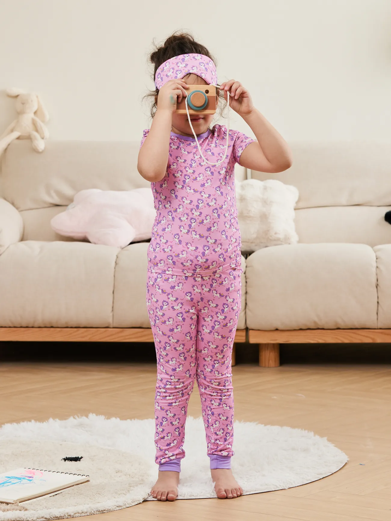 Bamboo Viscose Toddler Girl 3pcs Printed Snug-Fitting Pajamas with Eye Mask Set
Bamboo Viscose Toddler Girl 3pcs Printed Snug-Fitting Pajamas with Eye Mask Set
