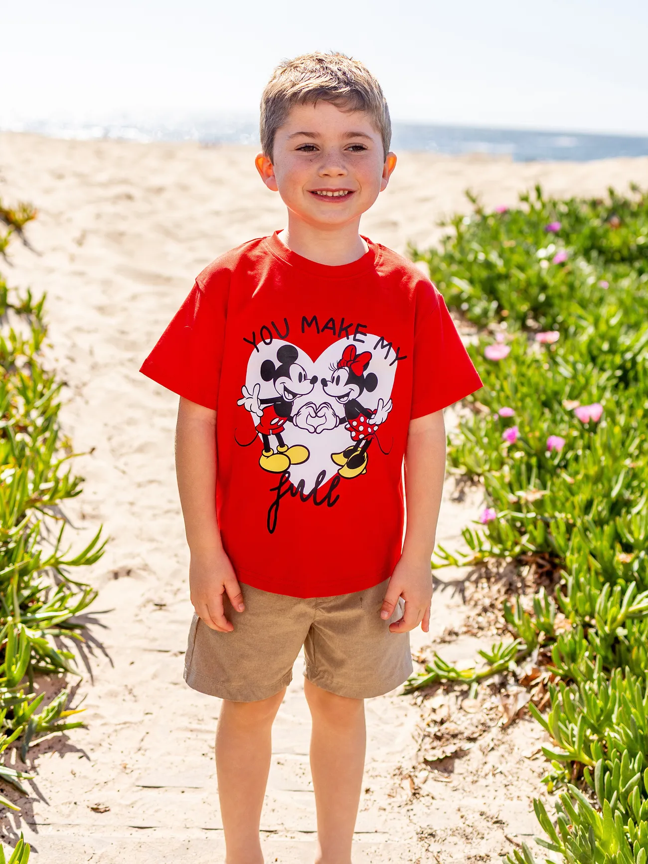 Disney Mickey and Friends Family matching Heart Allover Print Short-sleeve Dress/Jumpsuit/Cotton Top
Disney Mickey and Friends Family matching Heart Allover Print Short-sleeve Dress/Jumpsuit/Cotton Top