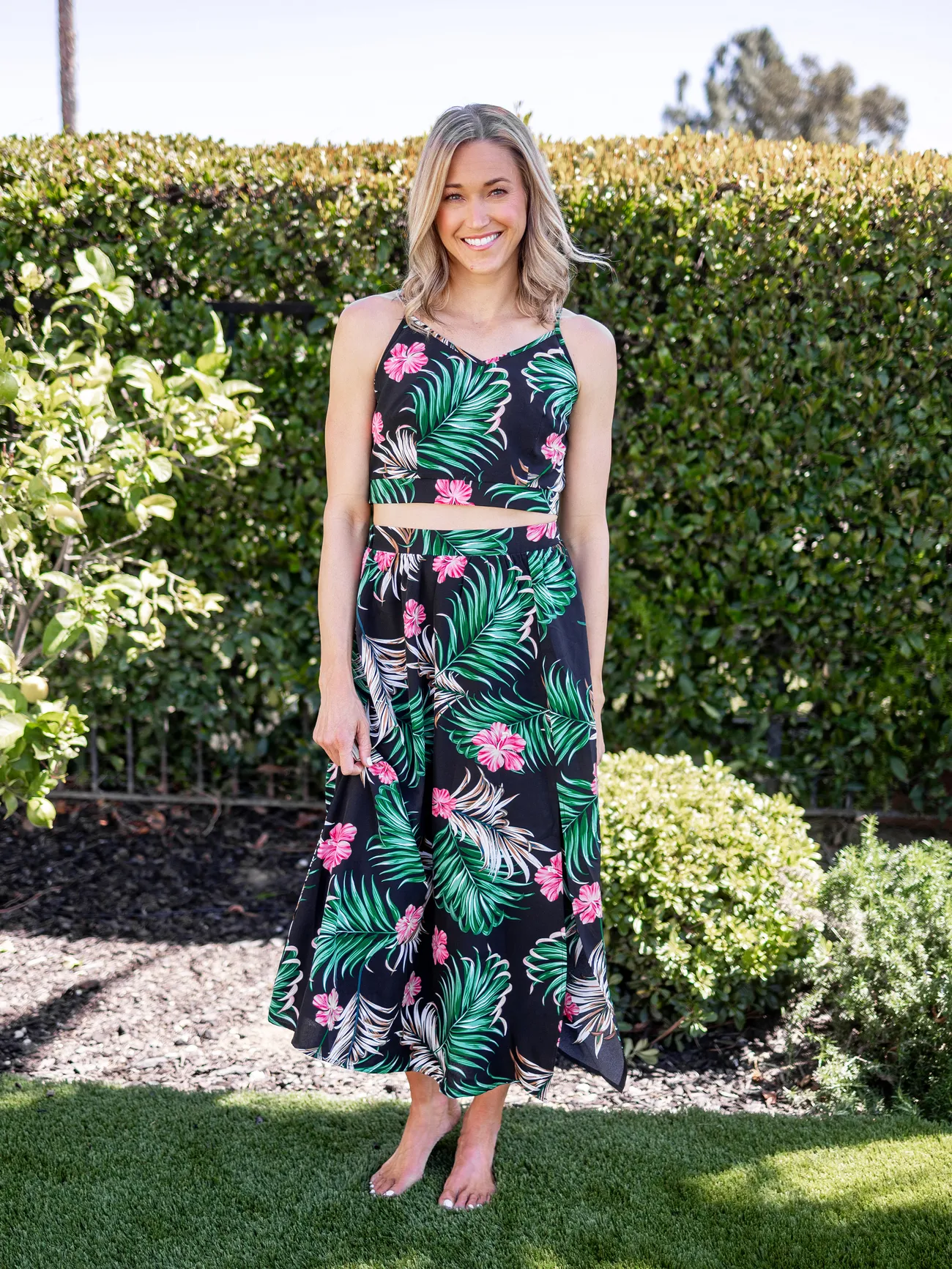 Family Matching Sets Floral Beach Shirt or Cami Top Split Hem Skirt Co-ord Set
Family Matching Sets Floral Beach Shirt or Cami Top Split Hem Skirt Co-ord Set