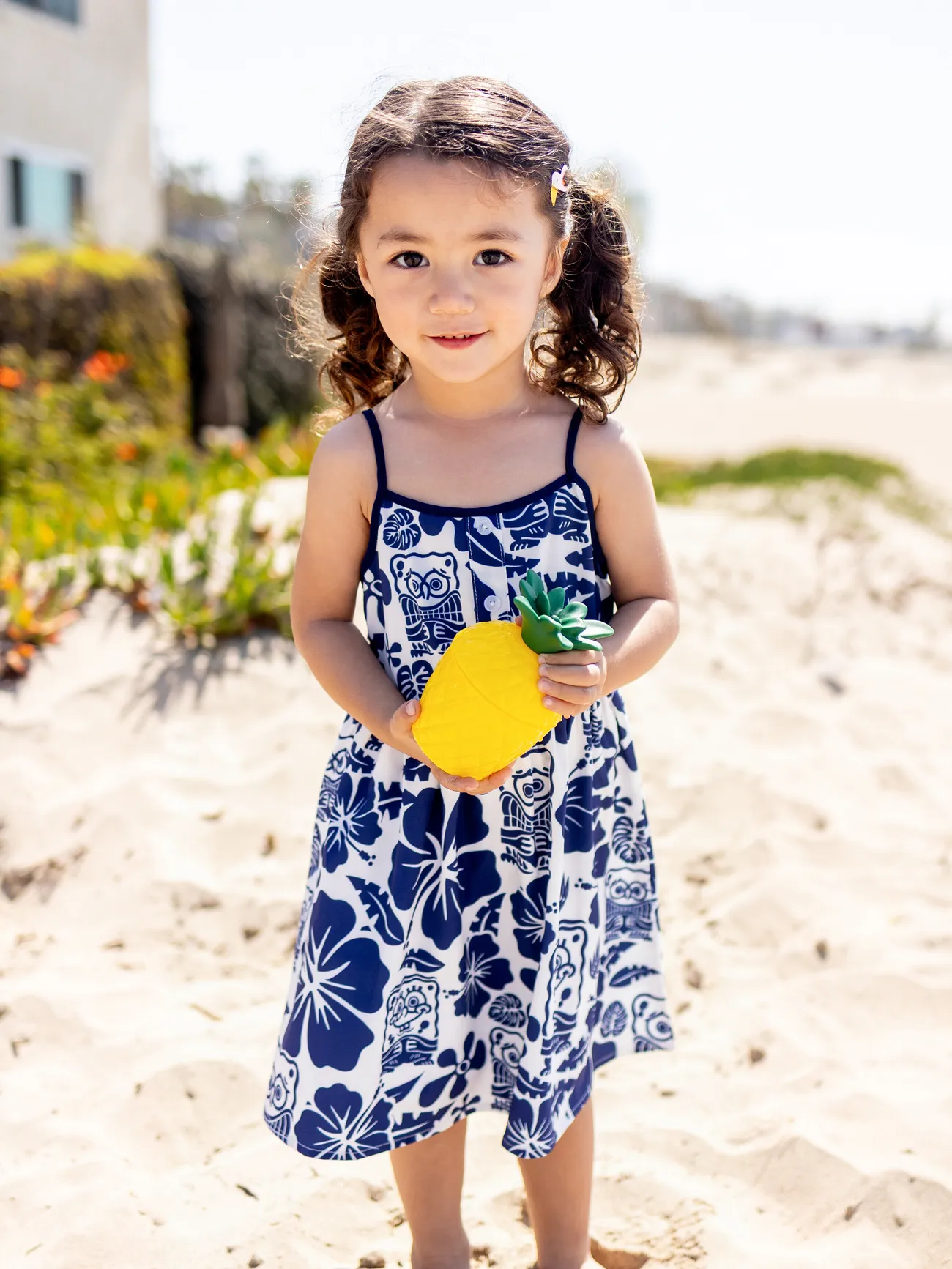 SpongeBob SquarePants Family matching Character Floral Pineapple Print Camisole Dress/Top
SpongeBob SquarePants Family matching Character Floral Pineapple Print Camisole Dress/Top