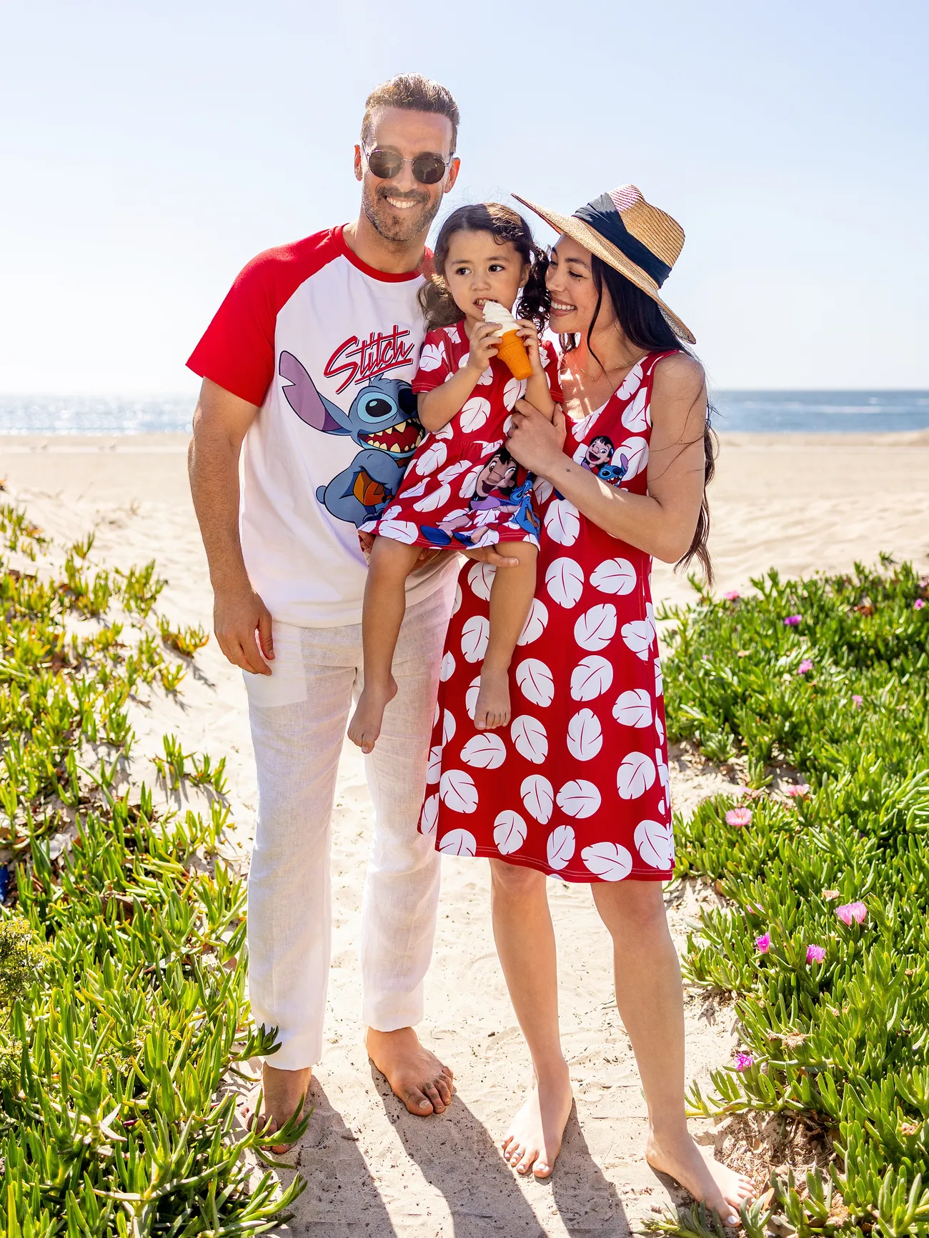 Disney Stitch Family Matching Leaf Print Dress/ Cotton Short-sleeve Top/ Jumpsuit
Disney Stitch Family Matching Leaf Print Dress/ Cotton Short-sleeve Top/ Jumpsuit