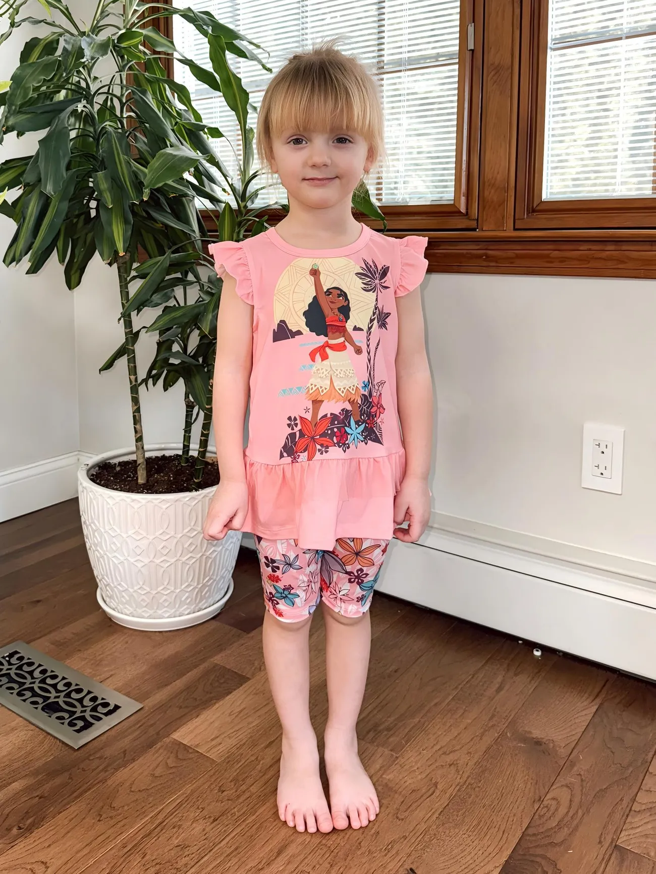 Disney Princess Toddler Girls Moana/Ariel 2pcs Naia™ Character Print Ruffled Top with Stripped Leggings Set
Disney Princess Toddler Girls Moana/Ariel 2pcs Naia™ Character Print Ruffled Top with Stripped Leggings Set