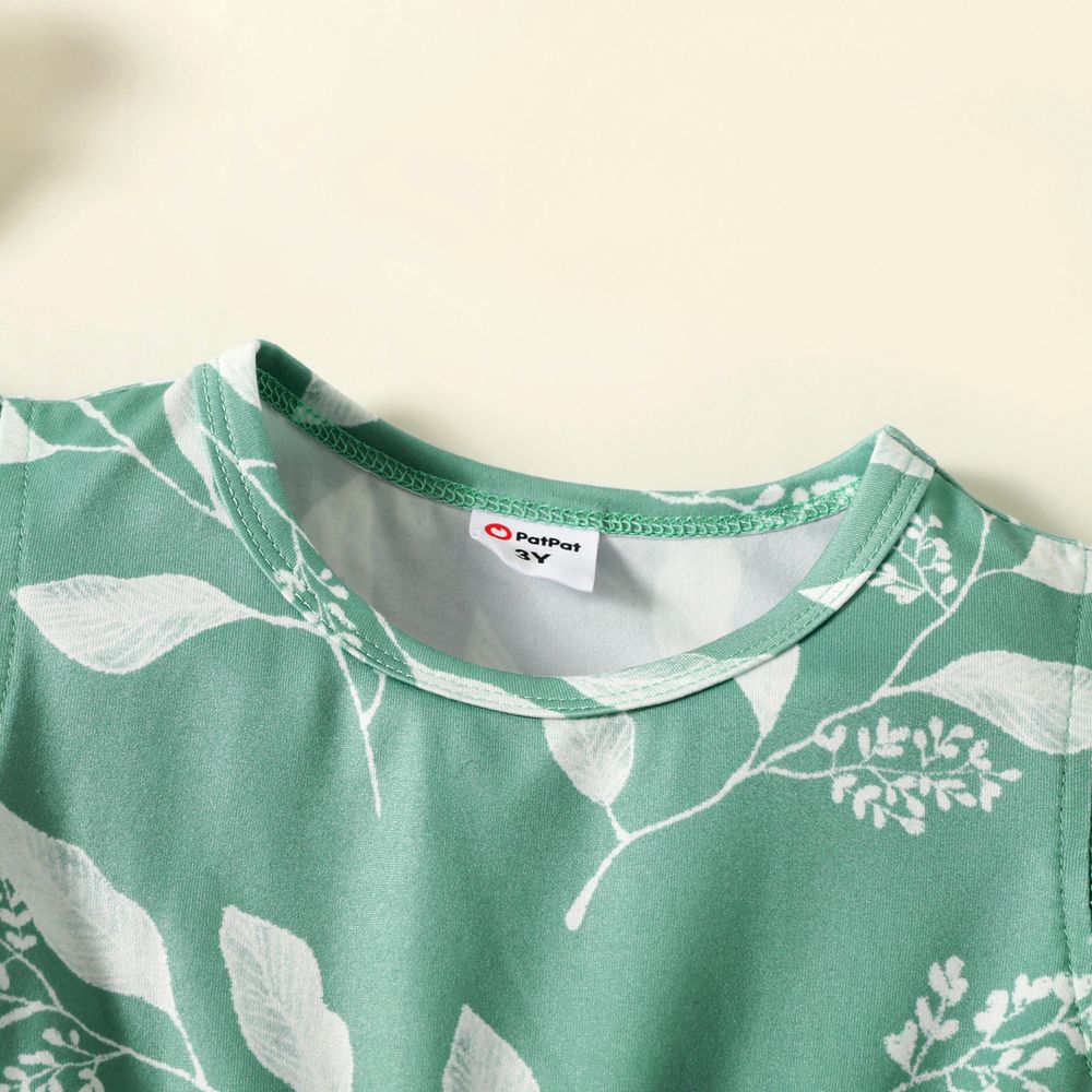 Baby Girl Allover Leaf Print Flutter-sleeve Naia™ Dress Light Green big image 3