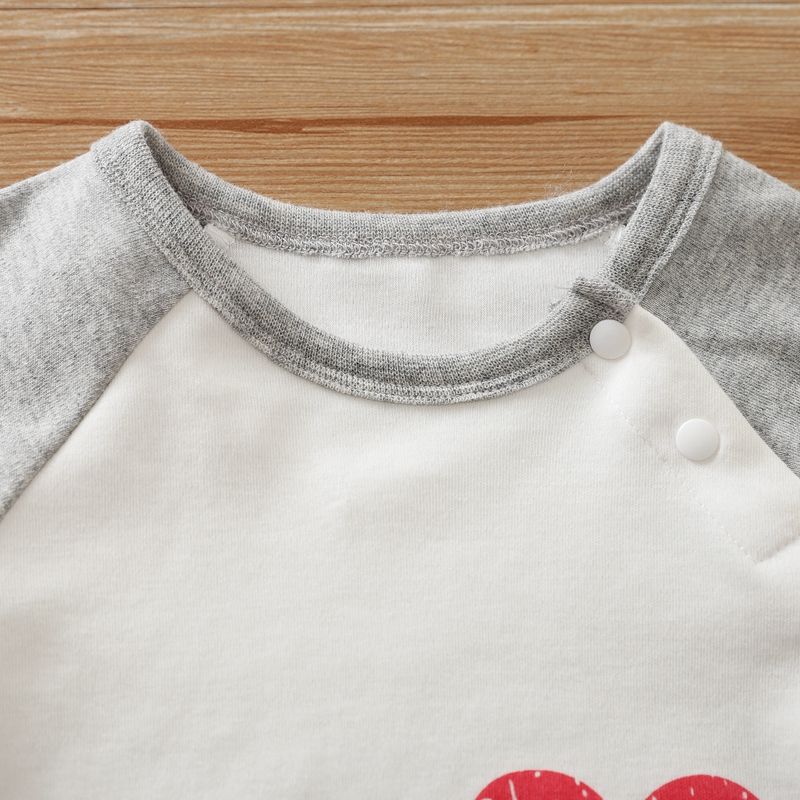 100% Cotton Letter and Heart Print Long-sleeve Baby Jumpsuit White big image 4