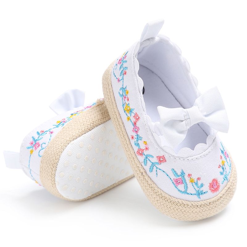 Baby / Toddler Bow Decor Floral Embroidered Prewalker Shoes White big image 4