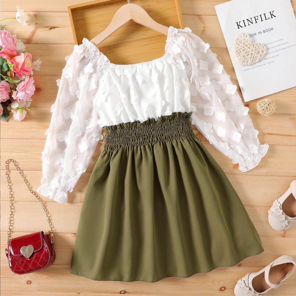 Kid Girl 3D Floral Design Smocked Splice Square Neck Mesh Long-sleeve Dress Army green big image 2