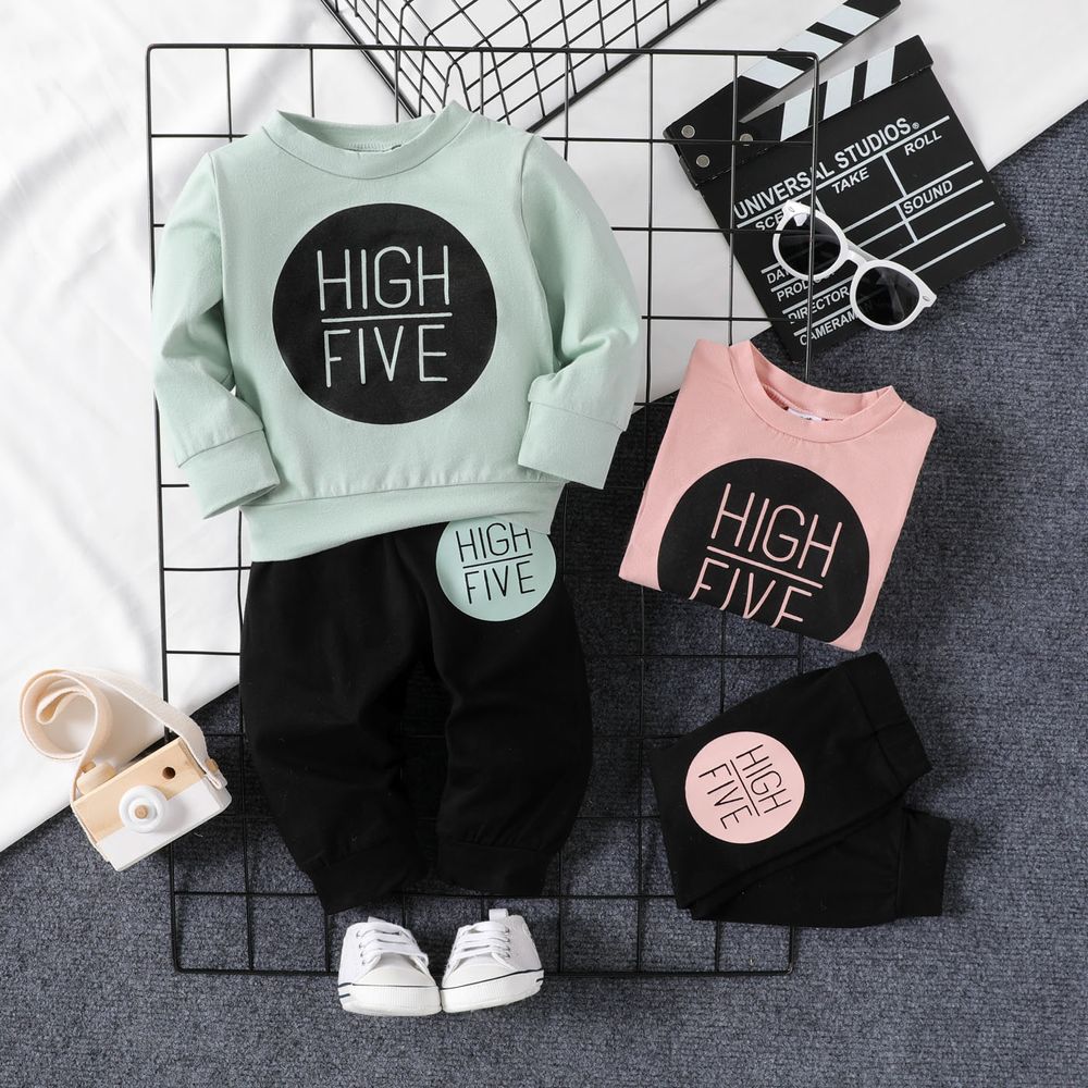 2pcs Baby Boy/Girl 95% Cotton Long-sleeve Letter Print Sweatshirt and Pants Set Light Pink big image 2