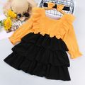 2pcs Square Neck Ruffle and Bow Decor Flounce Layered Color Block Long-sleeve Ginger Toddler Dress with Headband Set Ginger