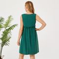 فستان أخضر مكشكش للأمومة أخضر