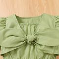 2pcs Baby Girl Cotton Puff-sleeve Bowknot Crop Top and Ripped Denim Shorts Set Green