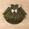2pcs Toddler Girl Bowknot Design Ruffled High Low Long-sleeve Tee and Floral Print Leggings Set Green image 2