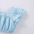 2pcs Baby Girl Blue Square Neck Flutter-sleeve Pleated Crop Top and 3D Butterfly Appliques Mesh Skirt Set Blue