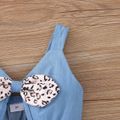 2pcs Toddler Girl Leopard Print Bowknot Design Cut Out Ruffle Denim Camisole and Belted Shorts Set Multi-color image 4